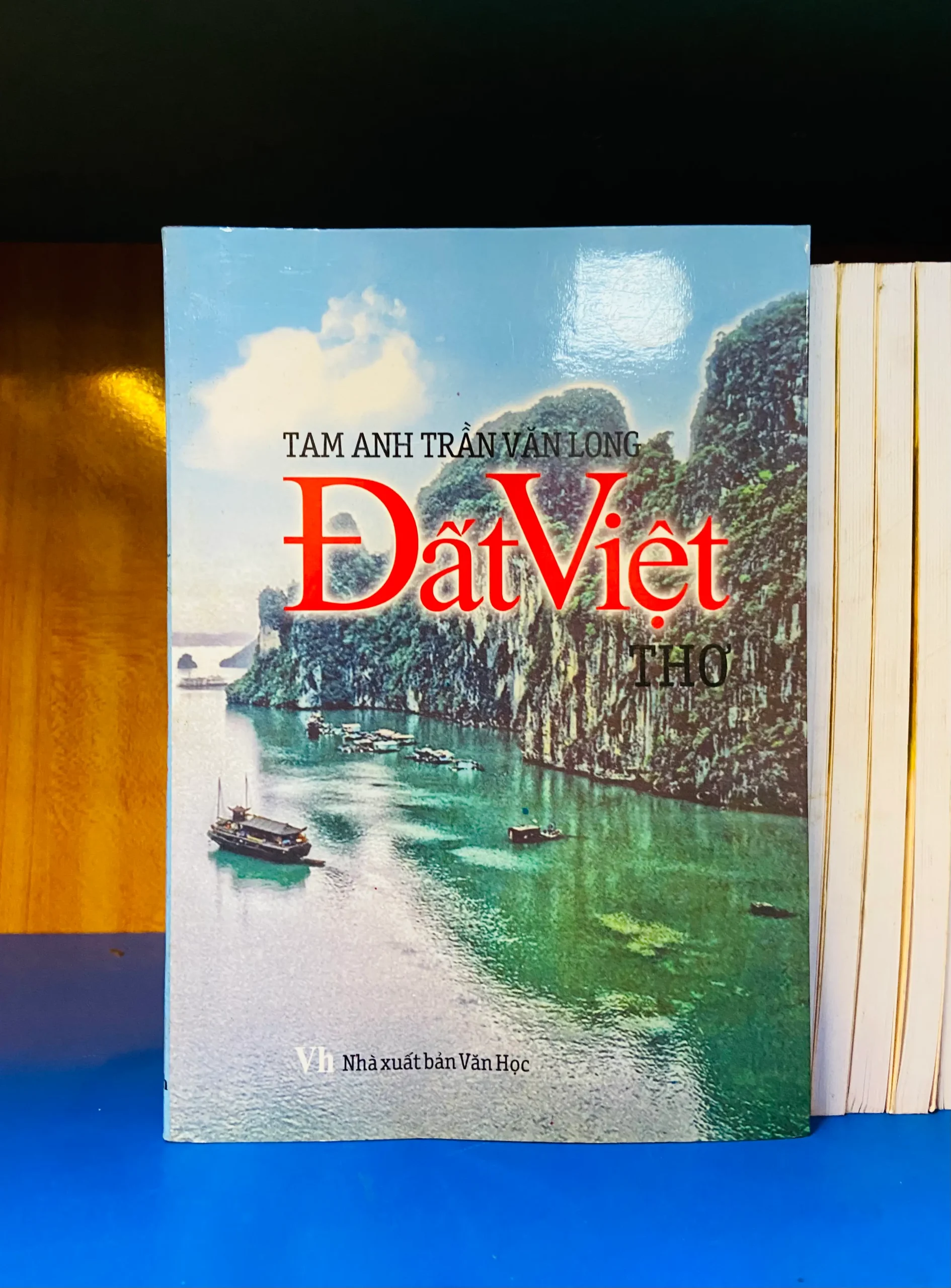 Đất Việt - Văn học VAVOY7S-19
