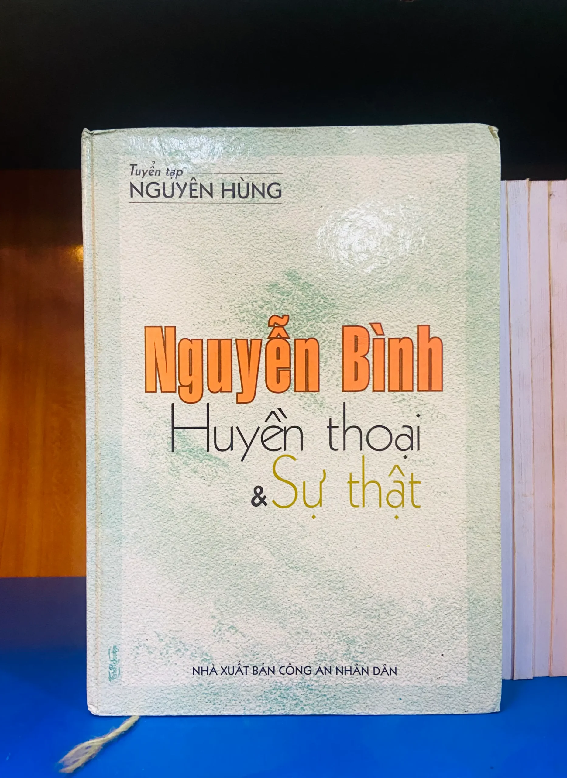 Nguyễn Bình Huyền thoại & Sự thật - Văn học VAVOYD-3