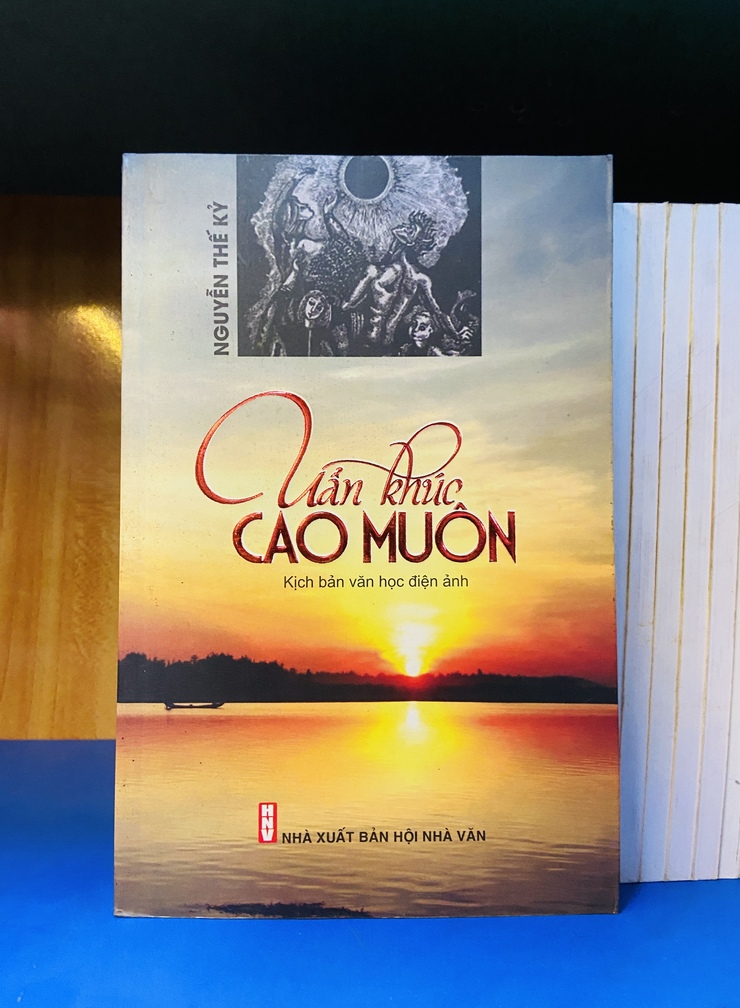 Uẩn khúc Cao Muôn - Nguyễn Thế Kỷ - Văn học VAVOY7S-1