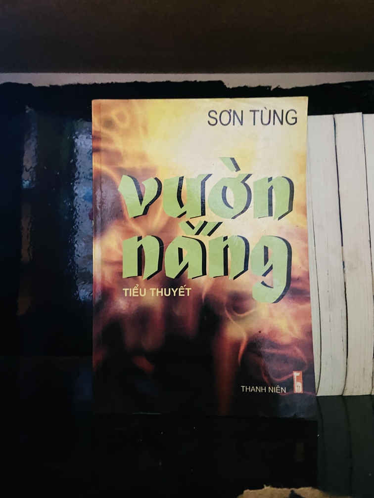 Vườn Nắng - Sơn Tùng - Văn học VAVOA1ST4-13