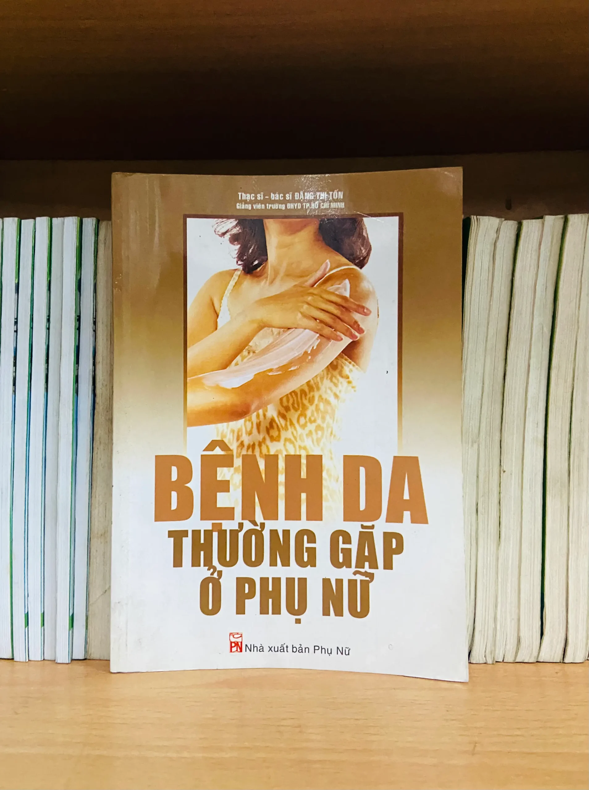Bệnh da thường gặp ở Phụ nữ - Đặng Thị Tốn - Y học VAVOA9T1-6