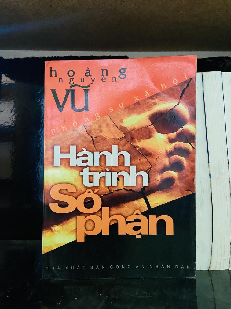 Hành trình Số Phận - Hoàng Nguyên Vũ - Văn học VAVOA1ST2-4