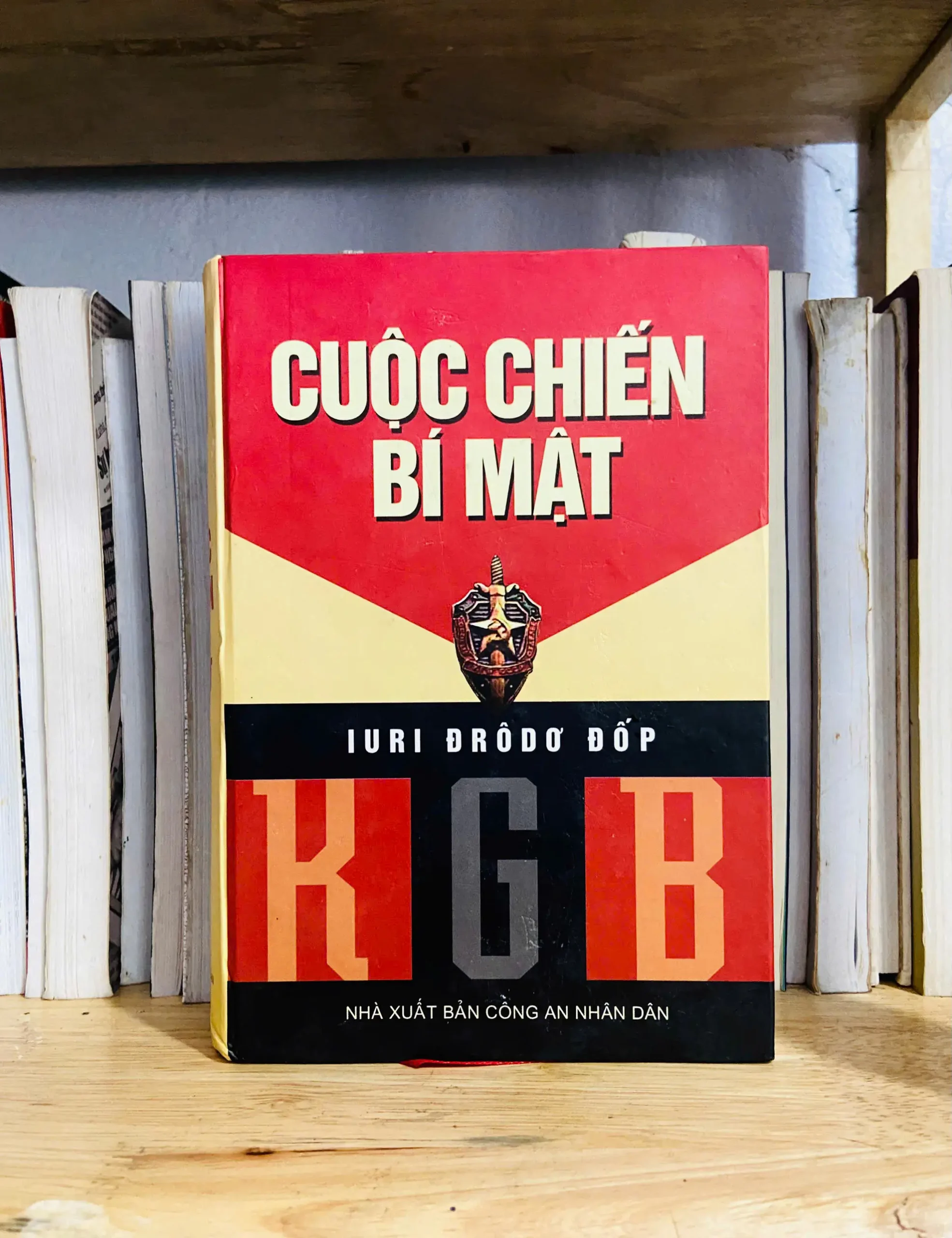 KGB Cuộc chiến bí mật - Văn học VAVOY-32