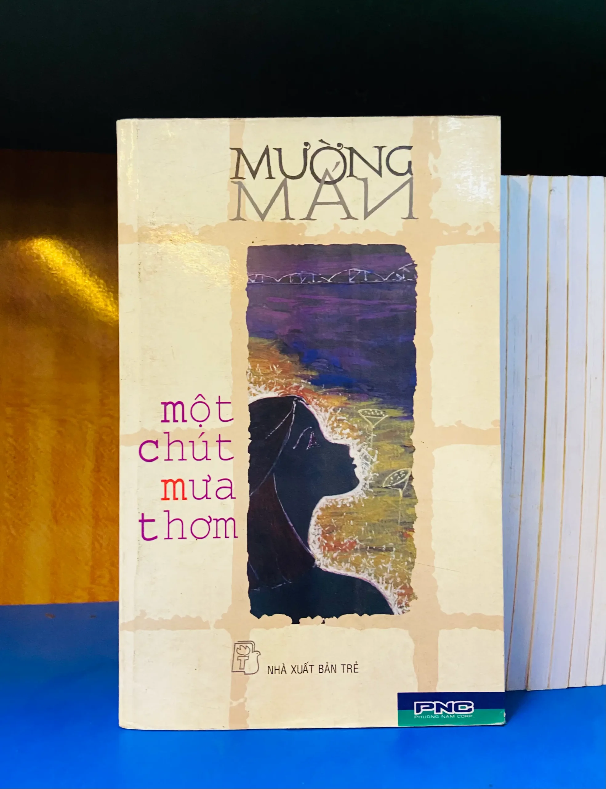 Một chút mưa thơm - Văn học VAVOY7S-6