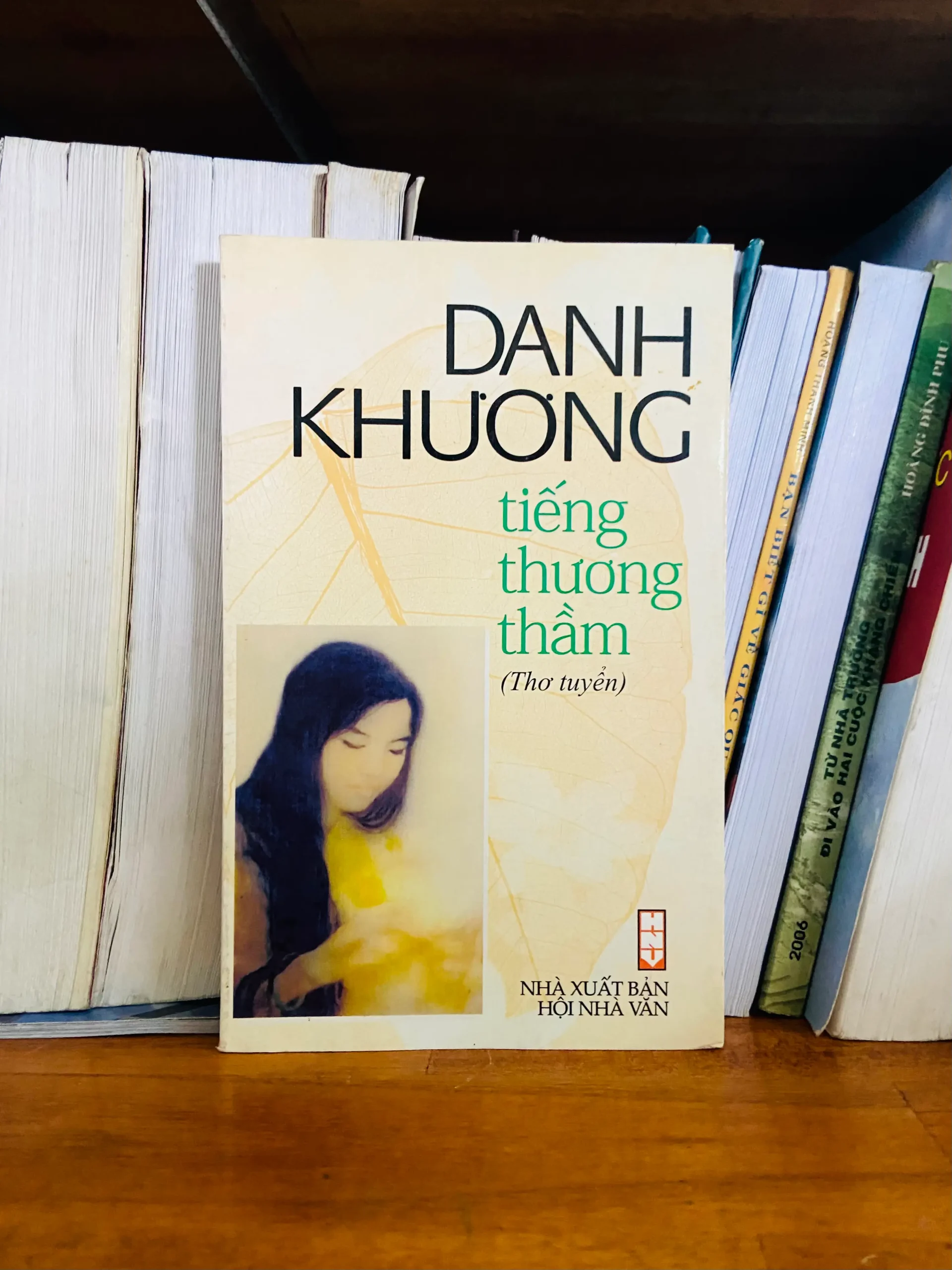 Tiếng thương thầm - Danh Khương - Văn học VAVOB1T2-113