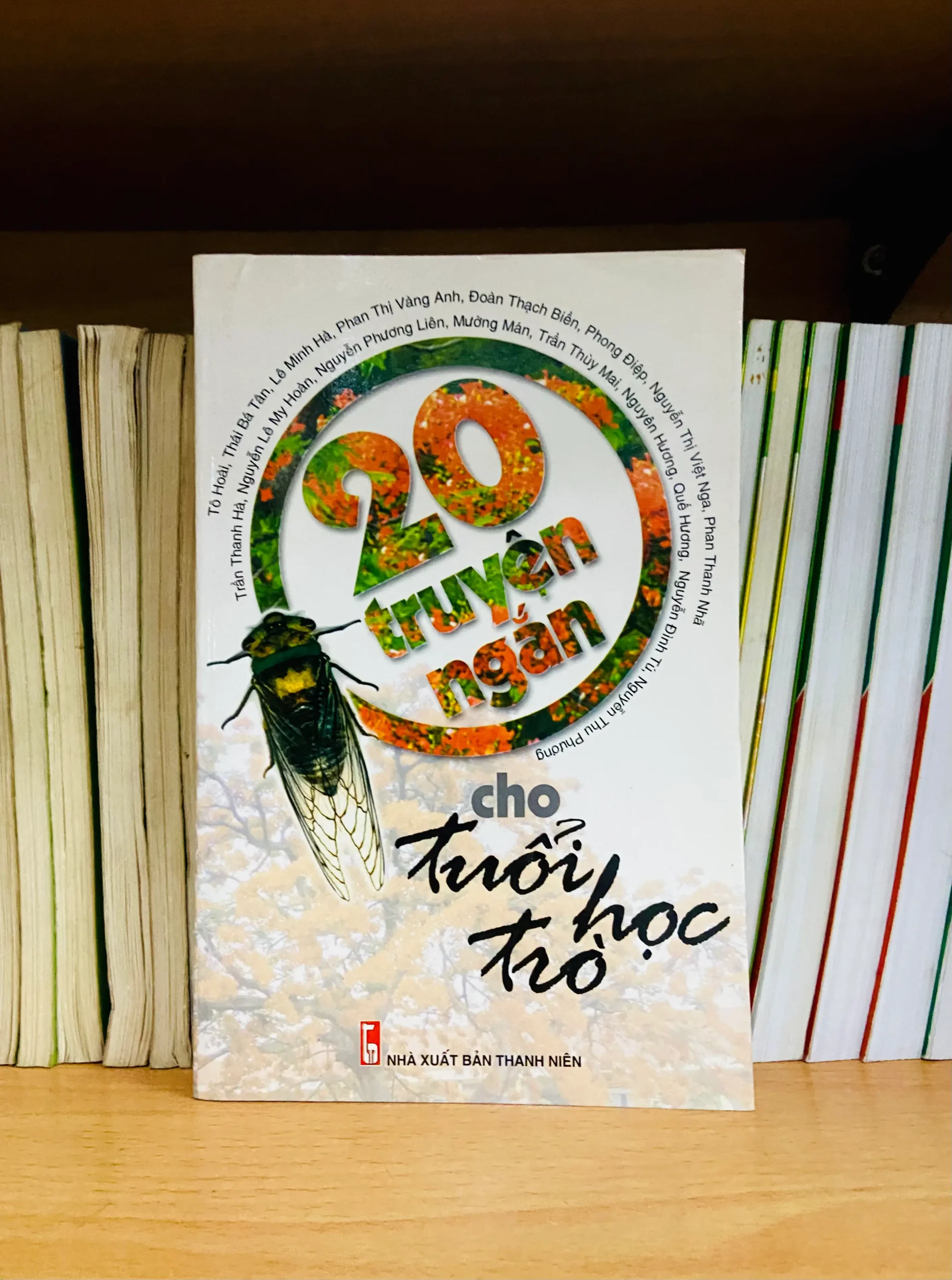 20 truyện ngắn cho tuổi học trò - Văn học VAVOVK0-250