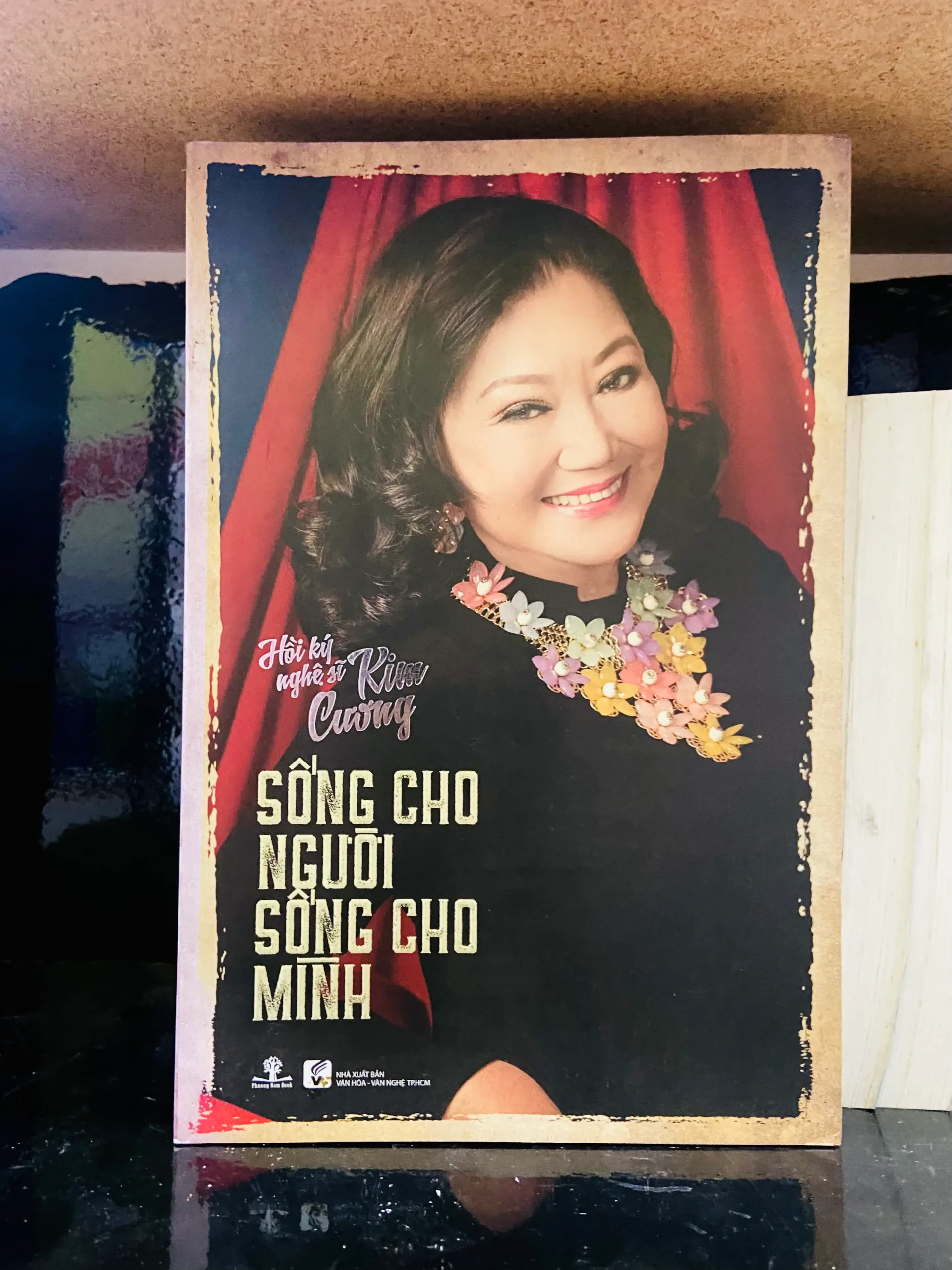 Sống cho người sống cho mình - Kim Cương - Văn học VAVOA2ST1-5