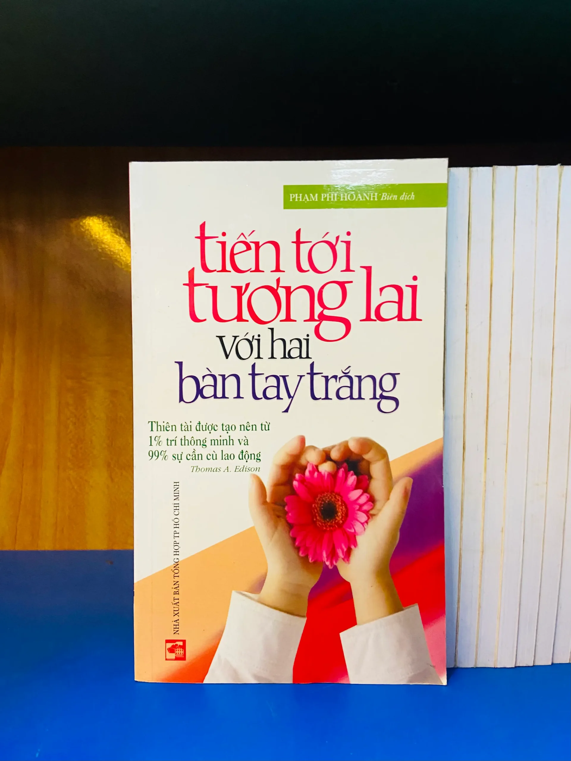 Tiến tới tương lai với hai bàn tay trắng - Phát triển bản thân VAVOY4S-2