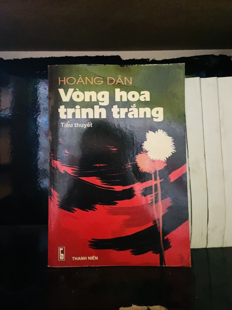 Vòng hoa trinh trắng - Hoàng Dân - Văn học VAVOA1ST4-7