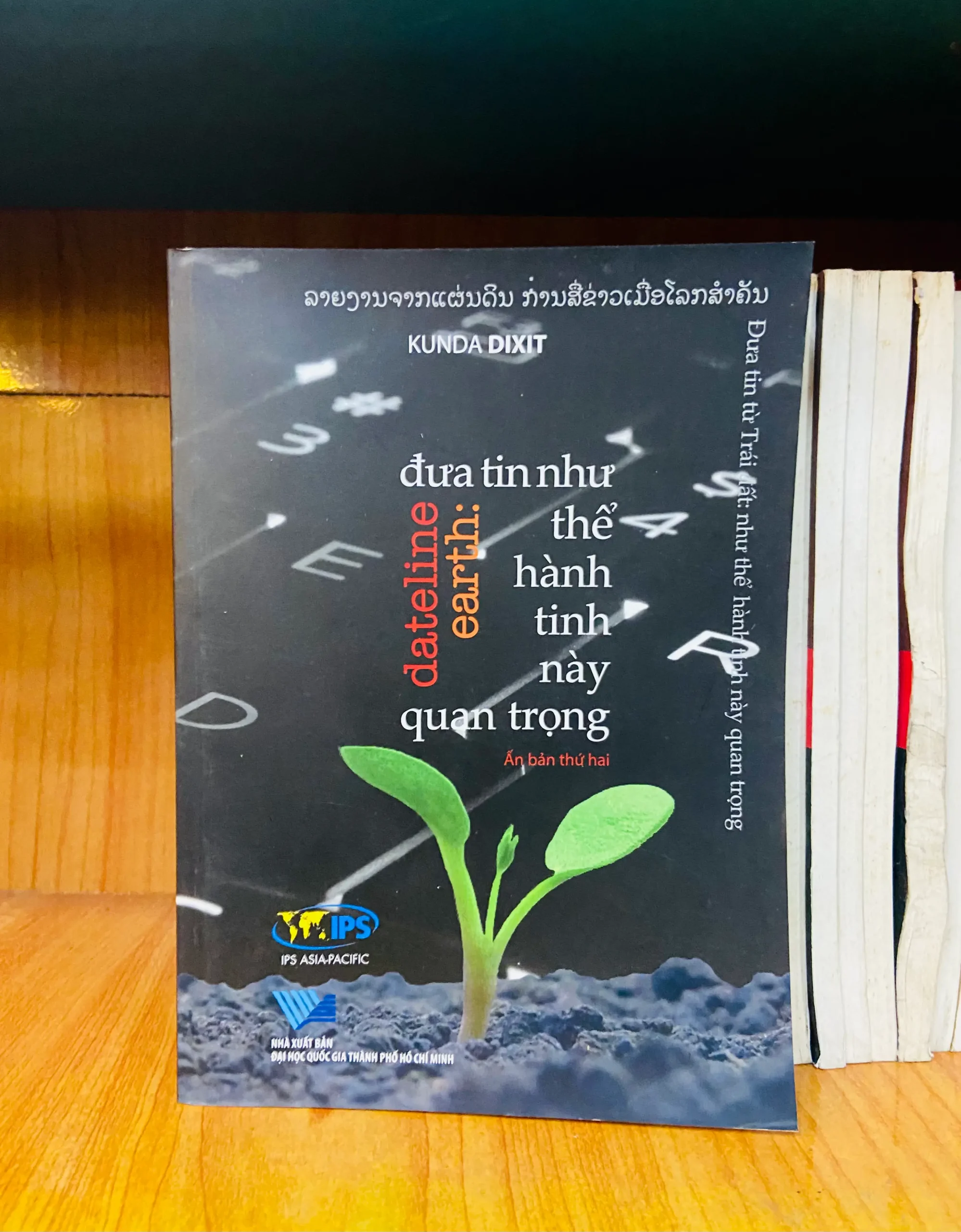 Đưa tin như thể hành tinh này quan trọng - Báo Chí VAVOY4-1