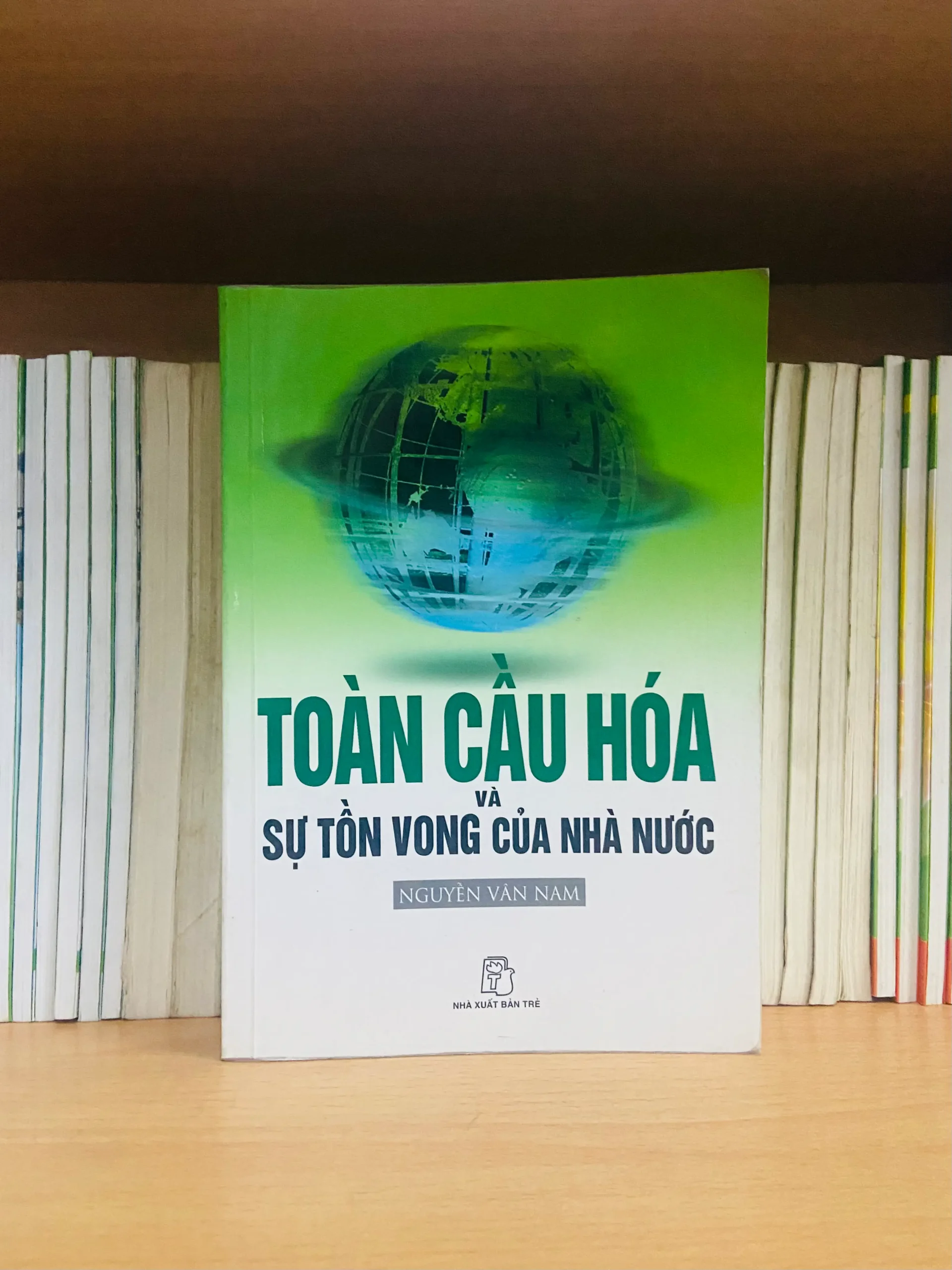 Toàn cầu hóa & Sự tồn vong của Nhà Nước - Pháp luật VAVOXA2-4