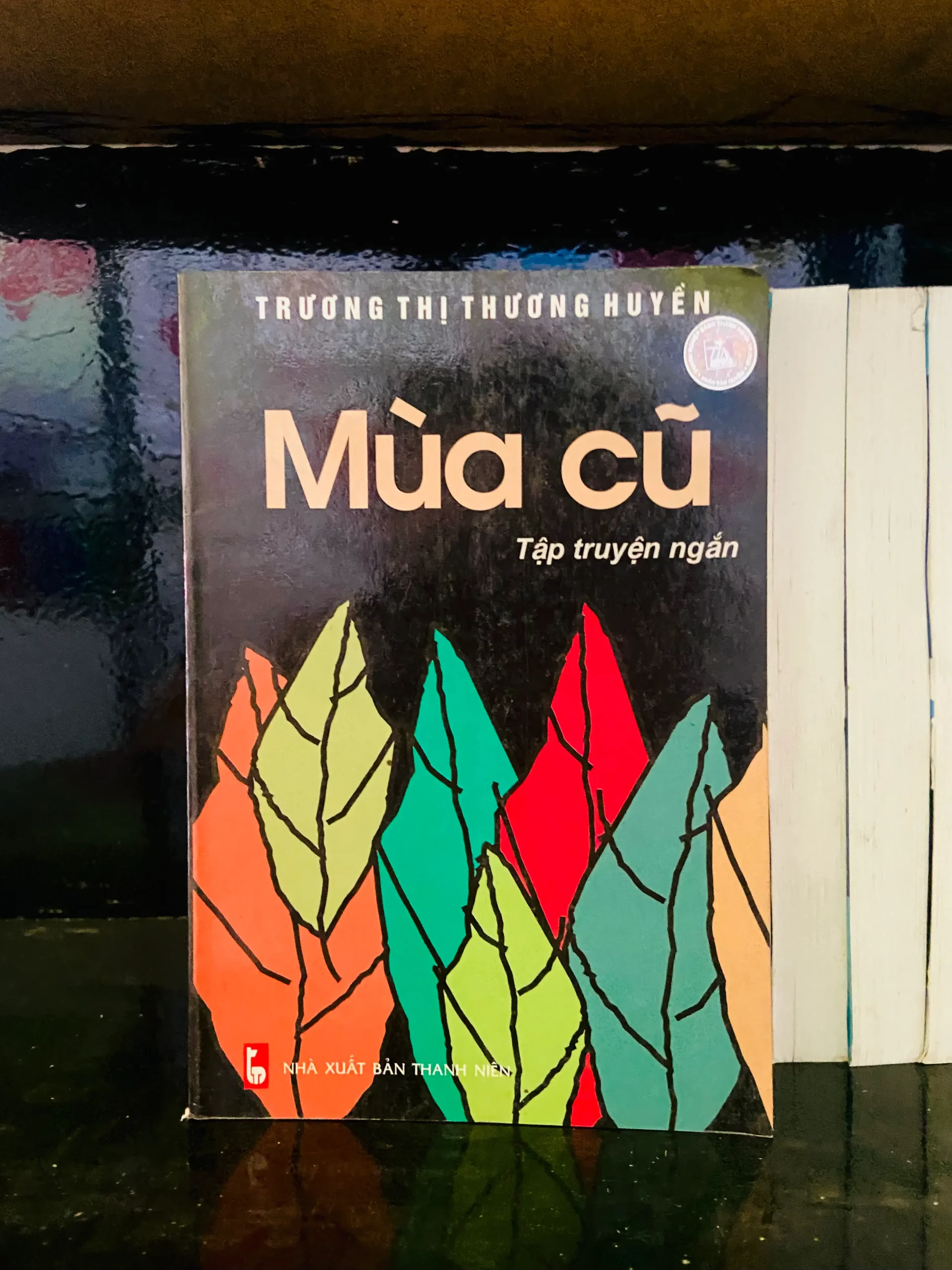 Mùa cũ - Trương Thị Thương Huyền - Văn học VAVOA1T2-12