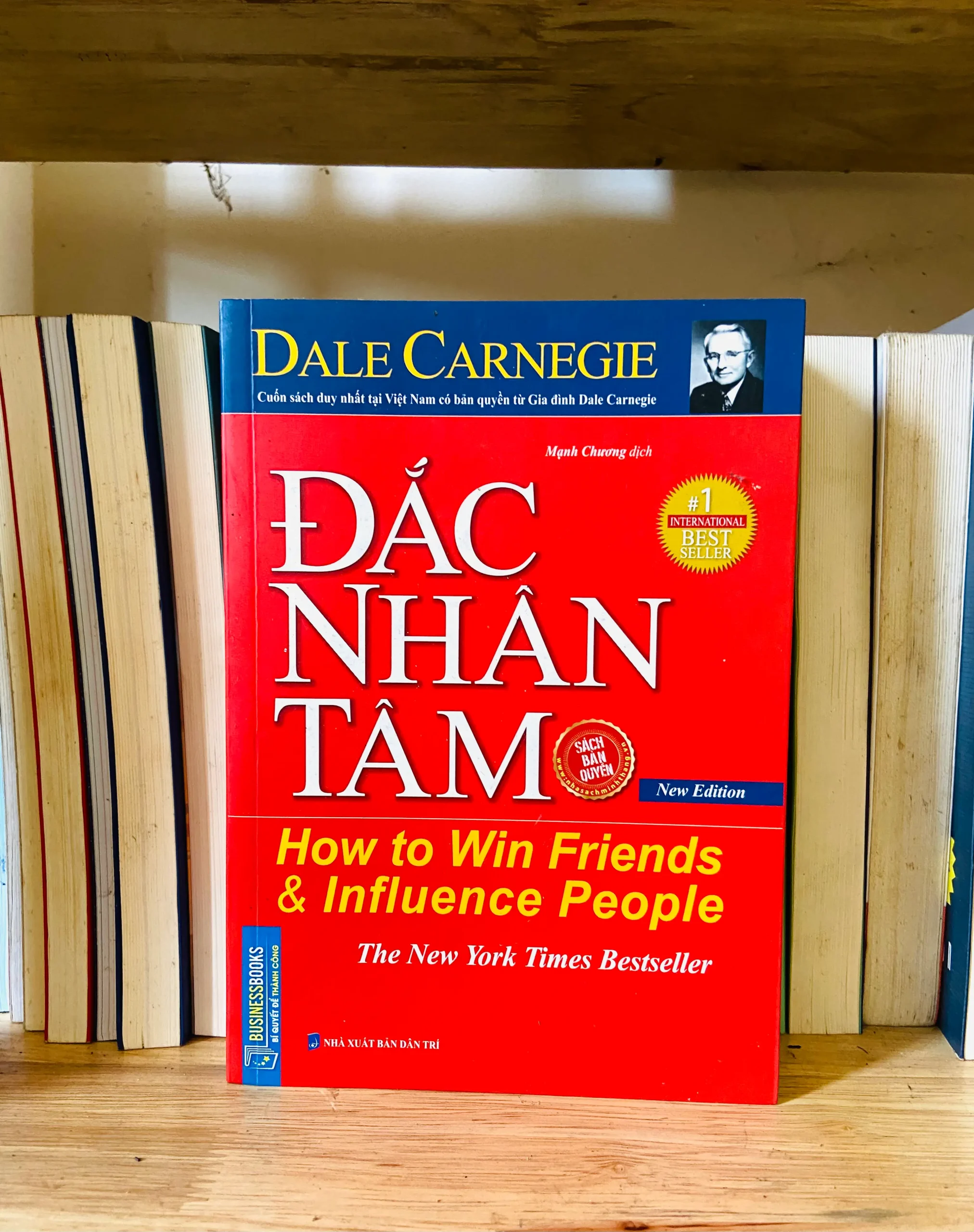 Đắc nhân tâm - Dale Carnegie - Phát triển bản thân VAVOAAA-84