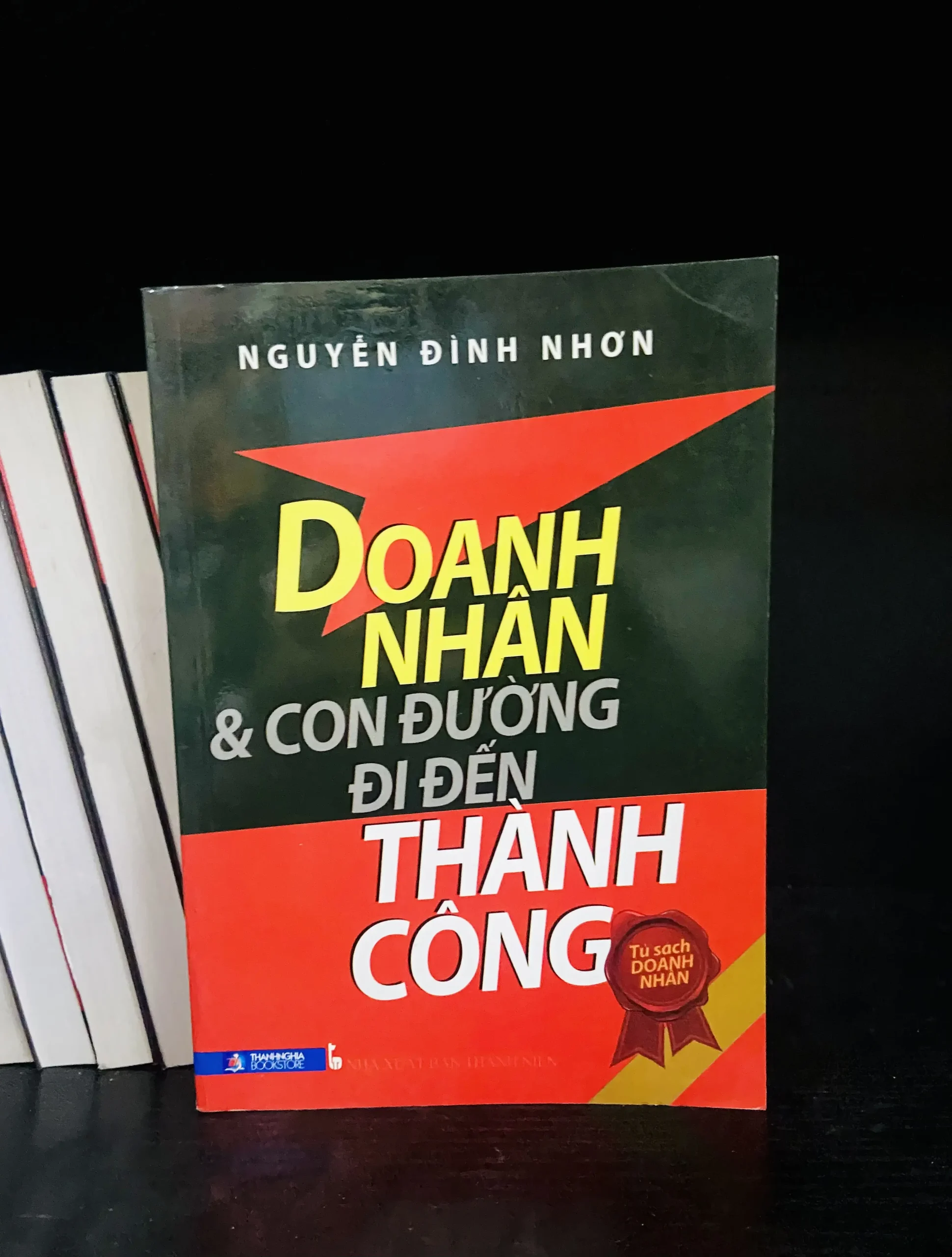 Doanh nhân & Con đường đi đến Thành Công - Nguyễn Đình Nhơn - Kinh doanh VAVOD1K1-33