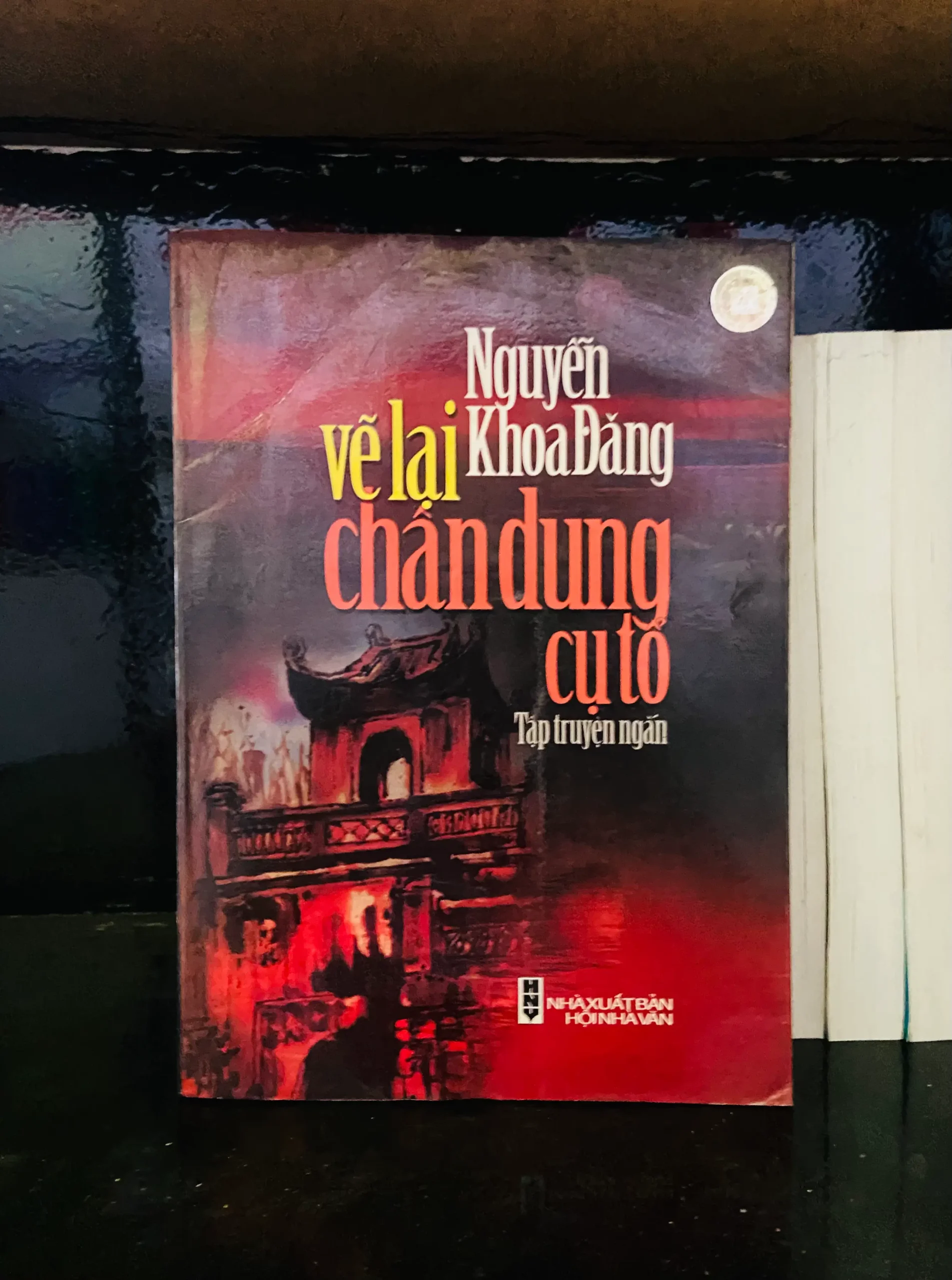 Vẽ lại chân dung cụ tổ - Nguyễn Khoa Đăng - Văn học VAVOA1T2-63