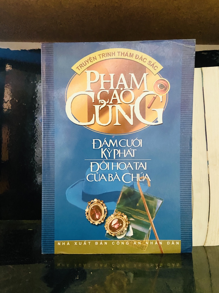 Đám cưới kỳ phát Bóng người Áo Tím - Phạm Cao Củng - Văn học VAVOA8T1-2