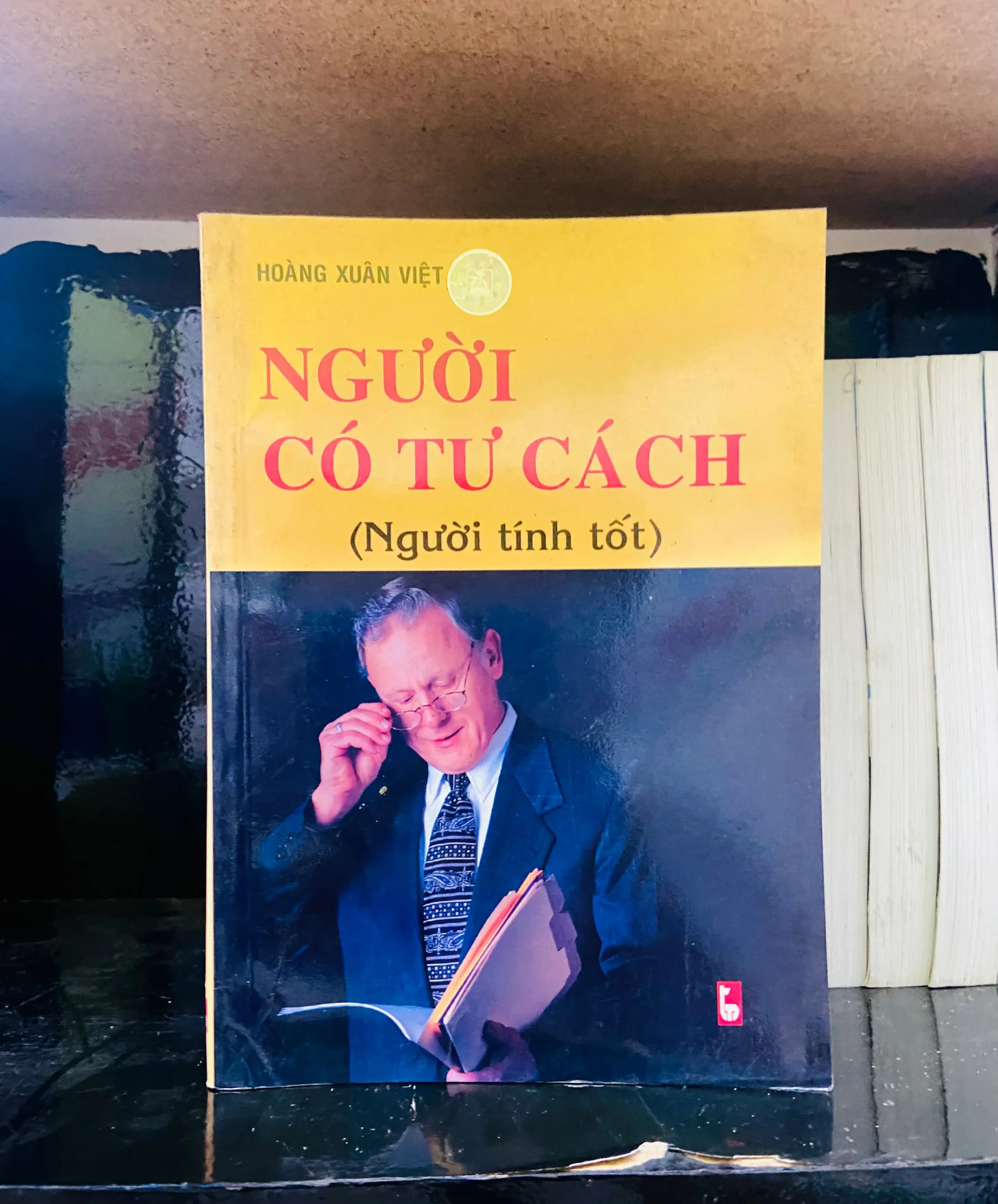 Người có tư cách - Hoàng Xuân Việt - Phát triển bản thân VAVOA0-15