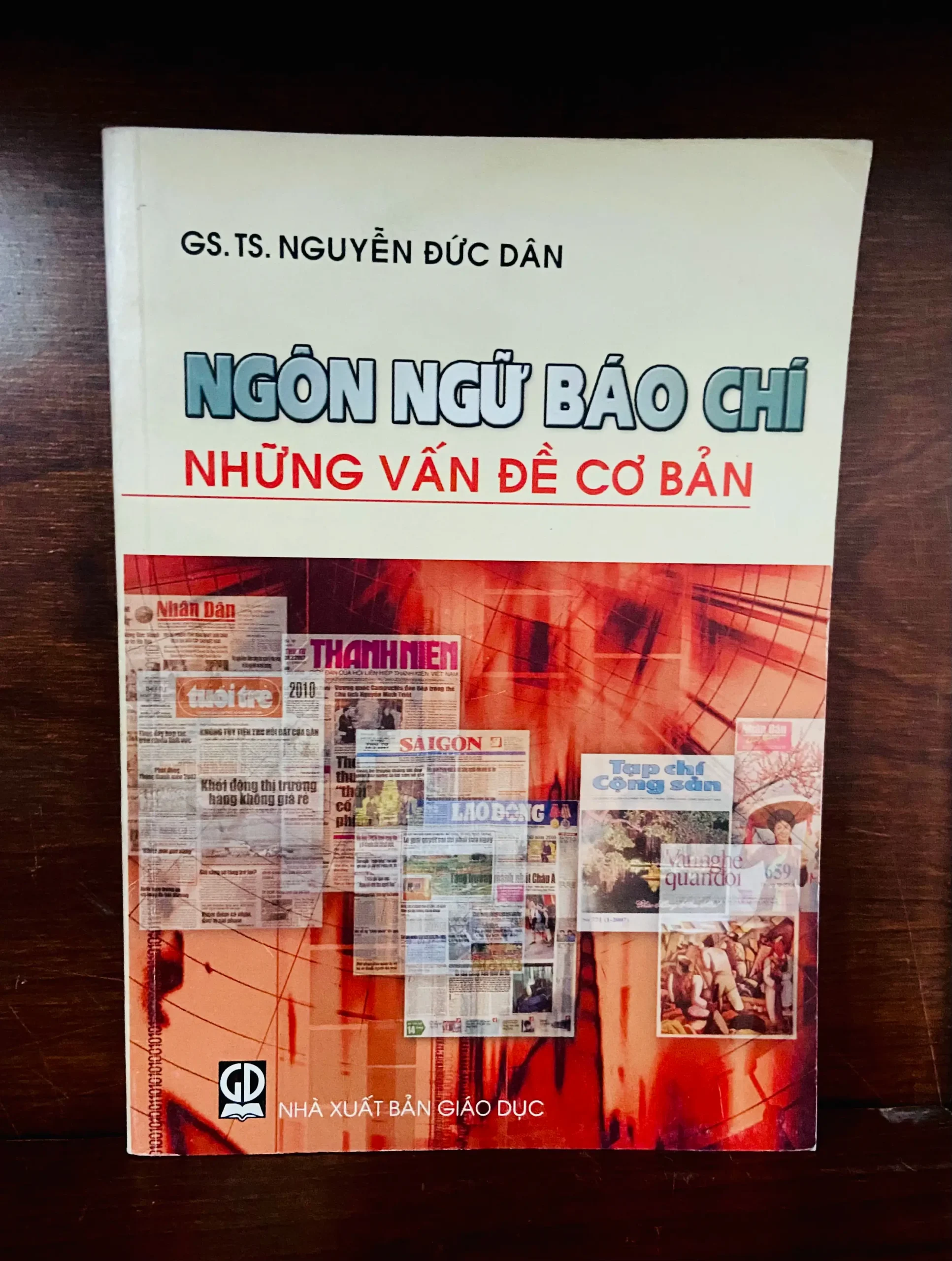 Ngôn ngữ báo chí - Nguyễn Đức Dân - Báo Chí VAVOAAA-3
