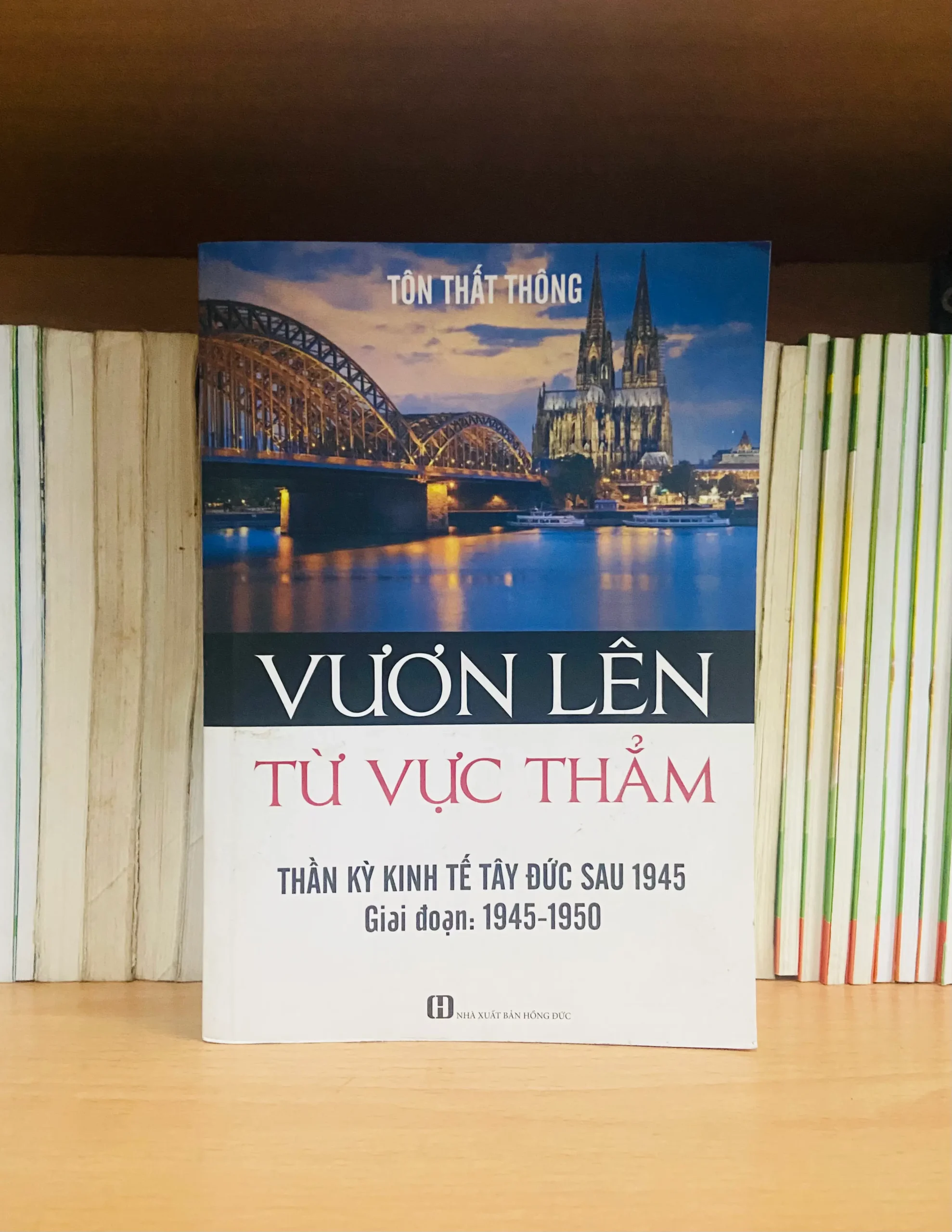 Vươn lên từ vực thẳm - Lịch sử VAVOXA2-26