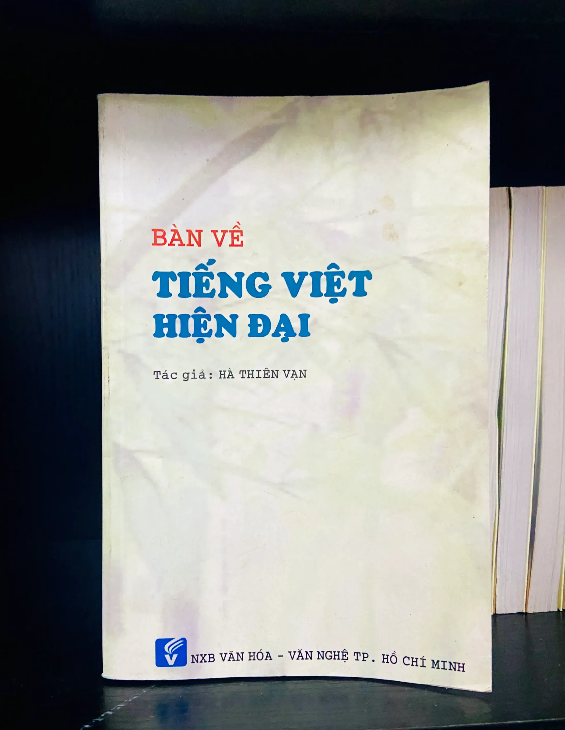 Bàn về Tiếng Việt hiện đại - Hà Thiên Vạn - Ngôn ngữ VAVOX0C1-8