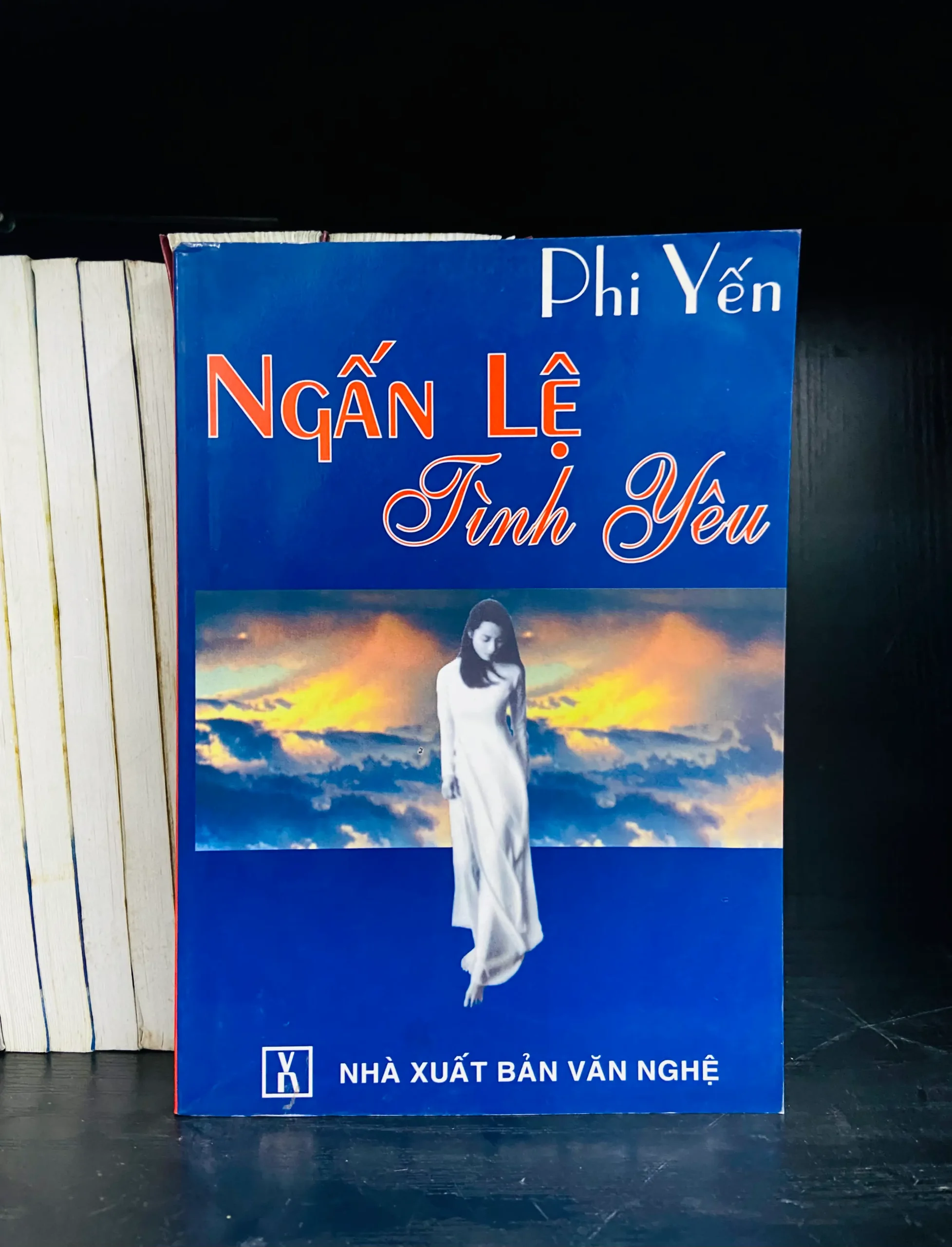 Ngấn lệ Tình yêu - Phi Yến - Văn học VAVOX5S-5