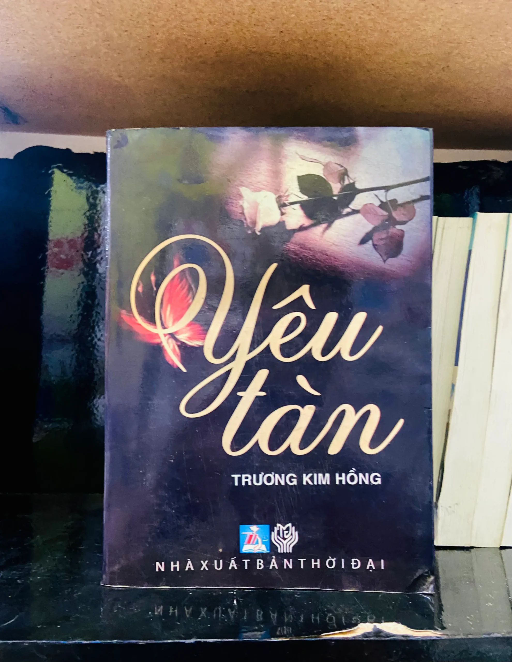 Yêu Tàn - Trương Kim Hồng - Văn học VAVOA1T3- 12