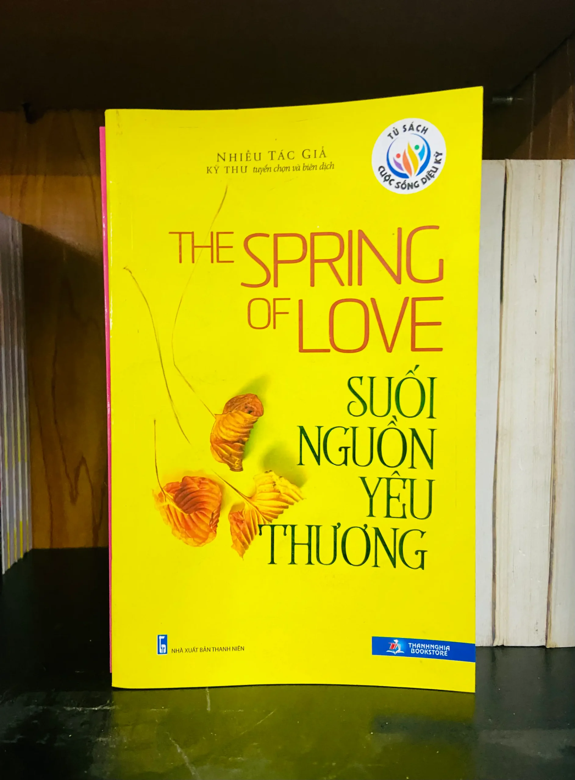 Suối nguồn Yêu thương - Văn học VAVOB4D1-7