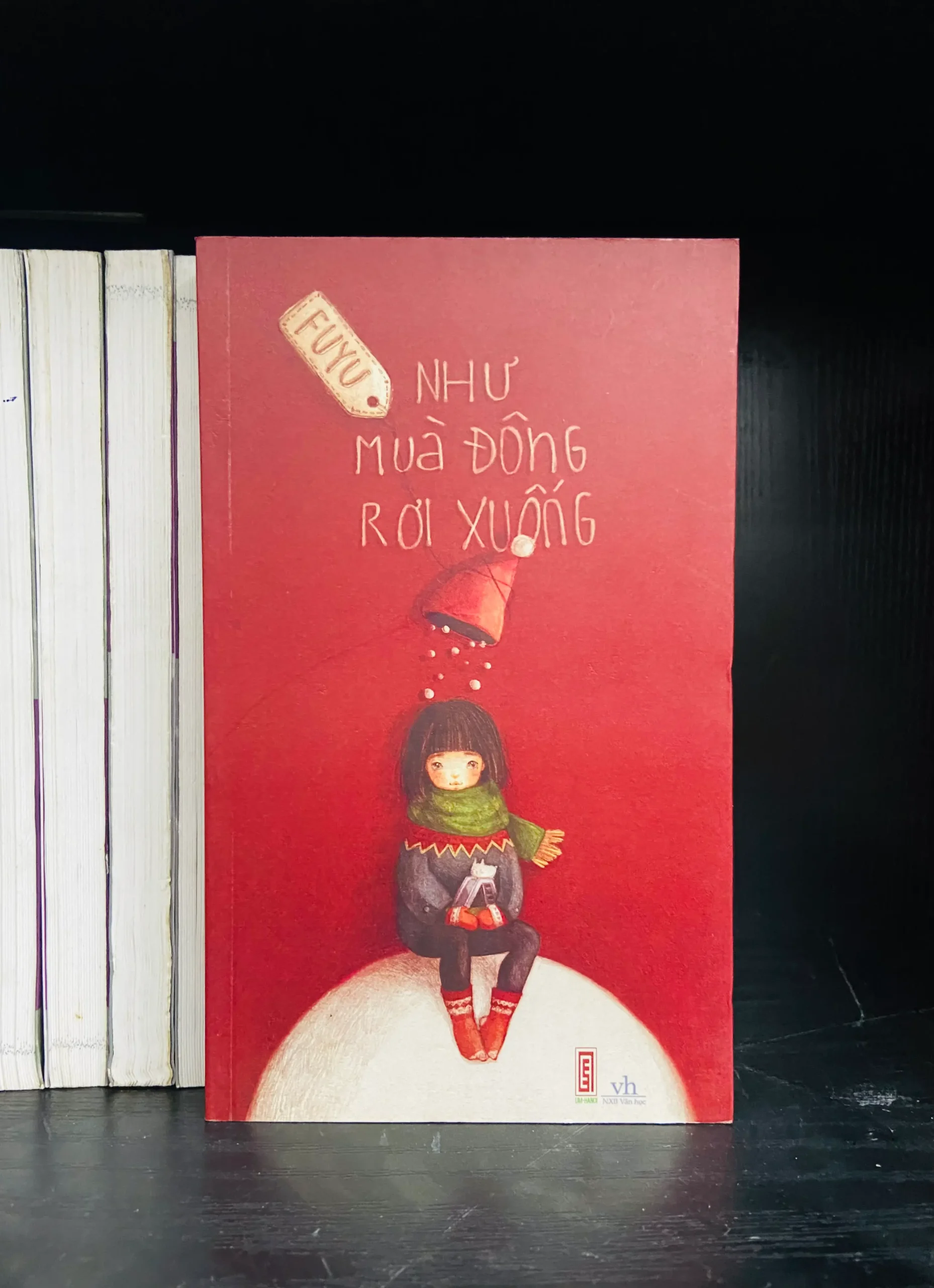 Như mùa Đông rơi xuống - FUYU - Văn học VAVOX5S-1