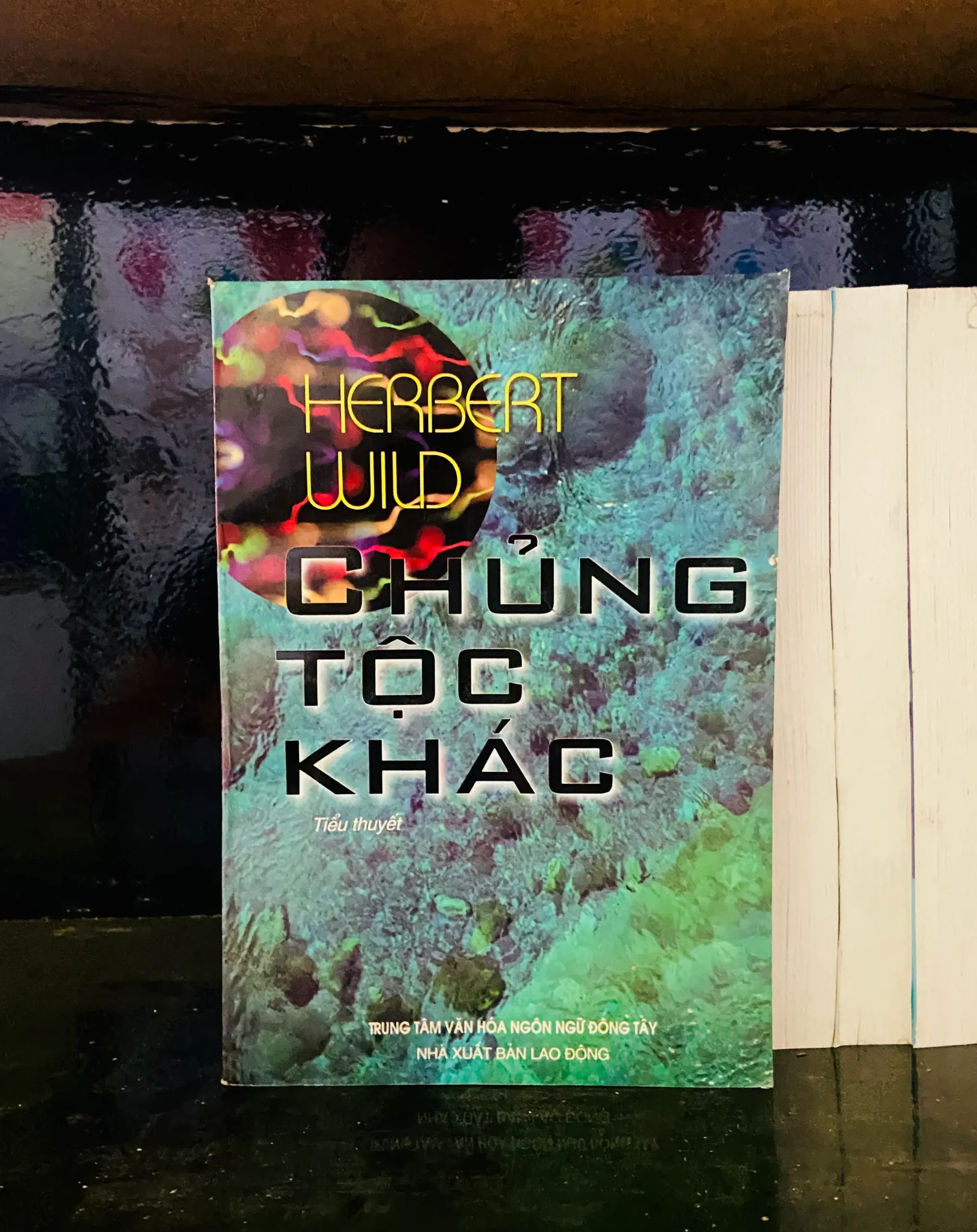 Chủng tộc khác - Herbert Wild - Văn học VAVOA1T2-2