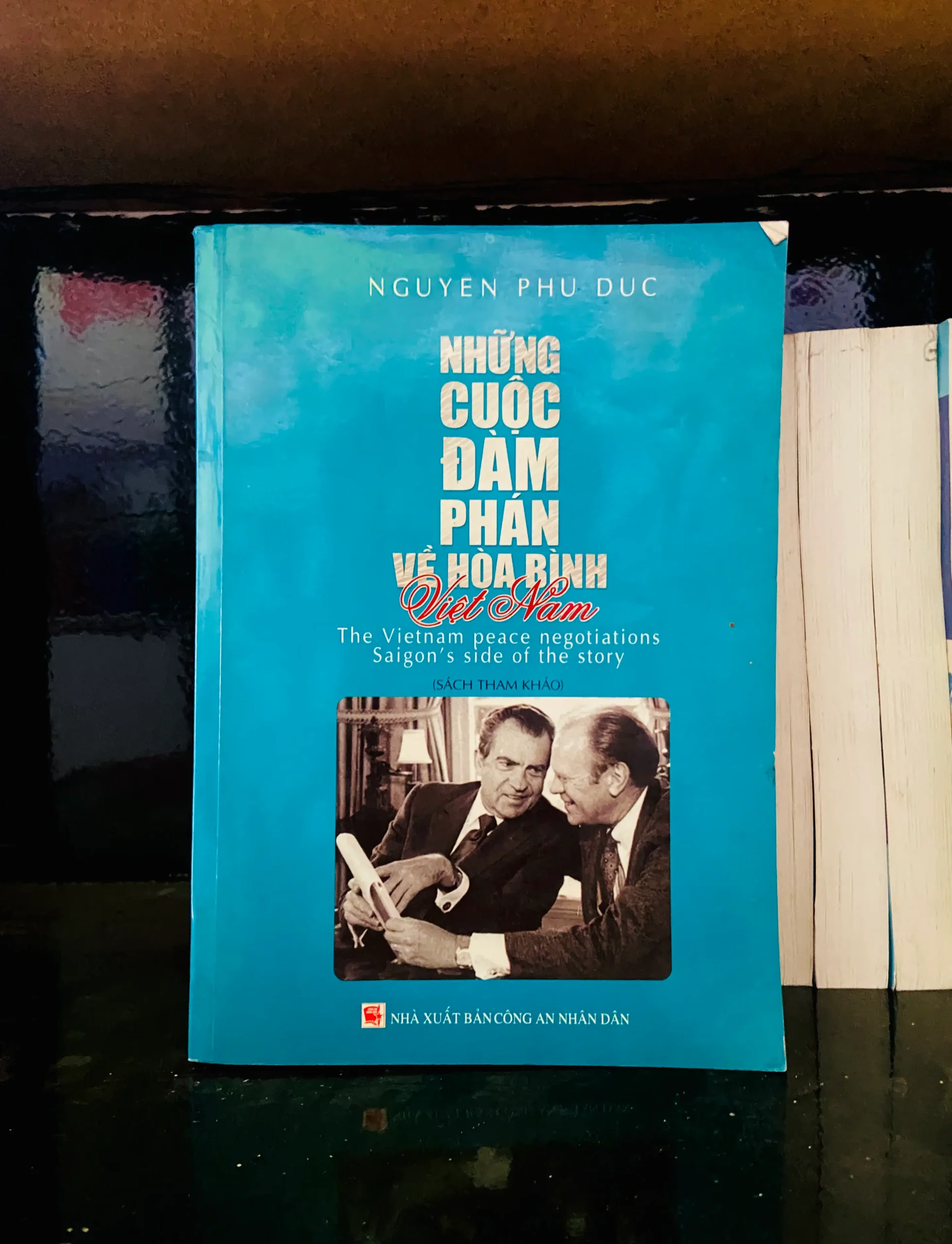Những cuộc đàm phán về hòa bình Việt Nam - Nguyễn Phú Đức - Văn hóa VAVOA1T2-52