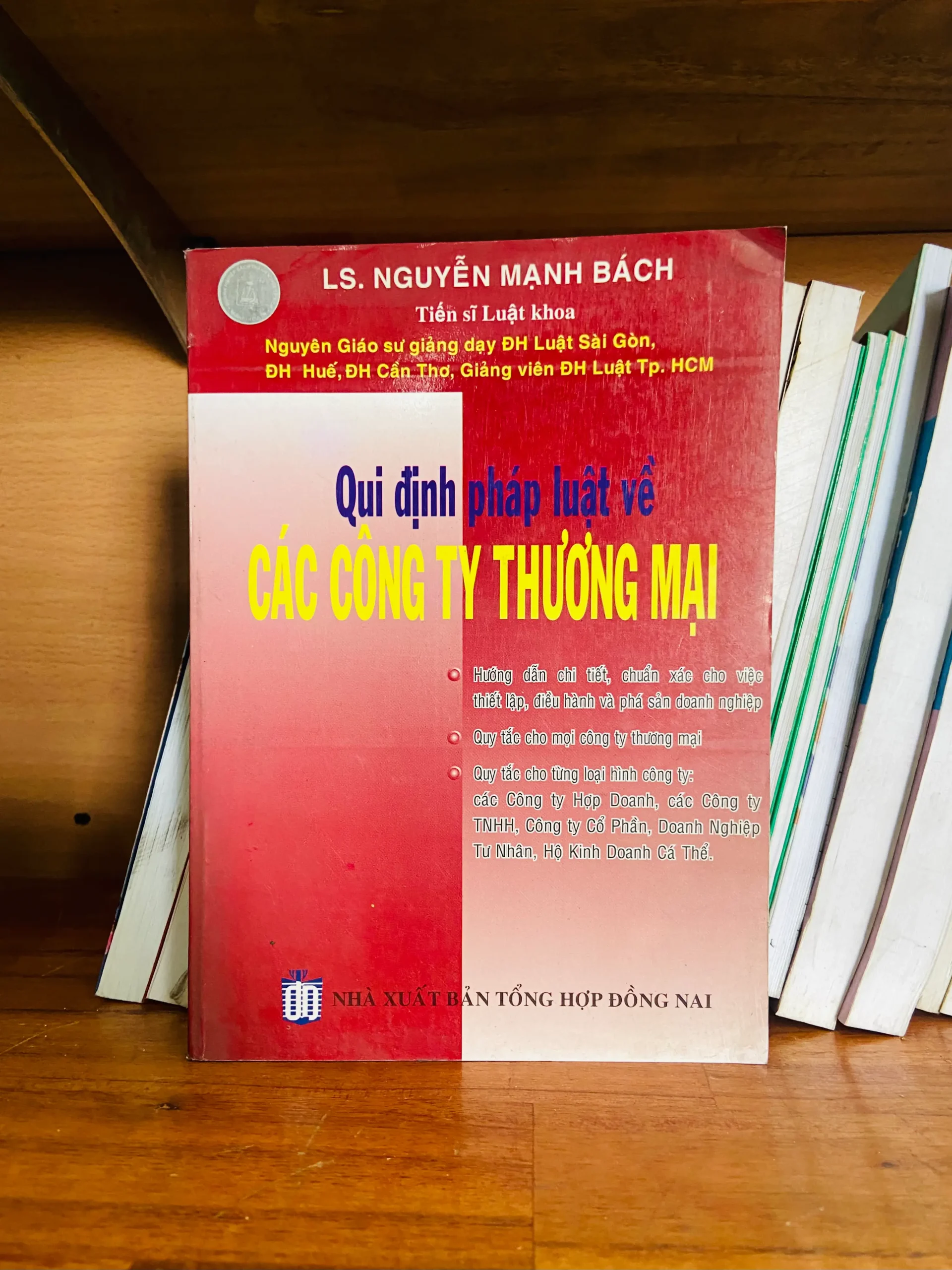 Qui định pháp luật về các công ty Thương mại - Pháp luật VAVOB1T2-35