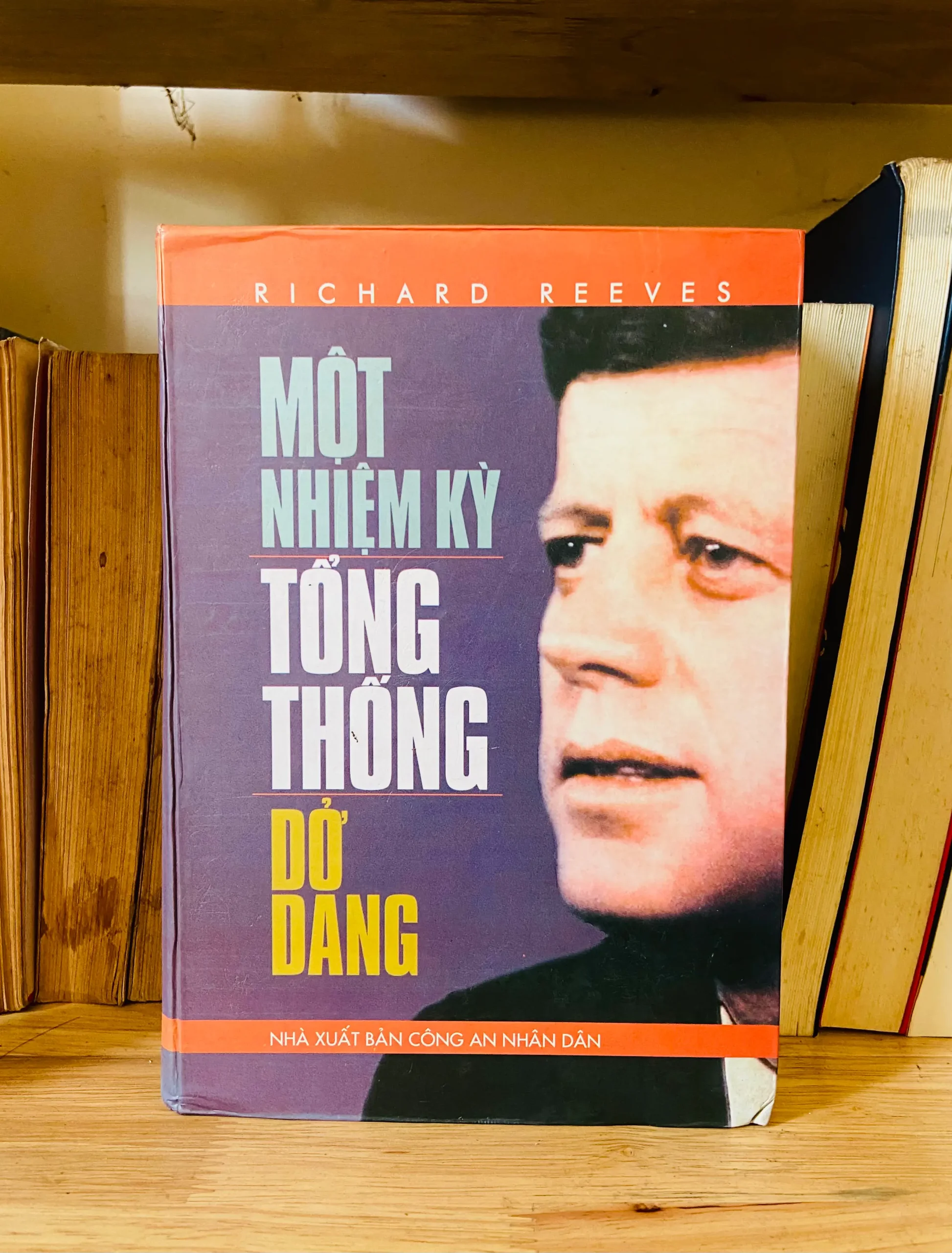 Một nhiệm kỳ Tổng thống dở dang - Richard Reeves - Pháp luật VAVOCTK1T3C13-5