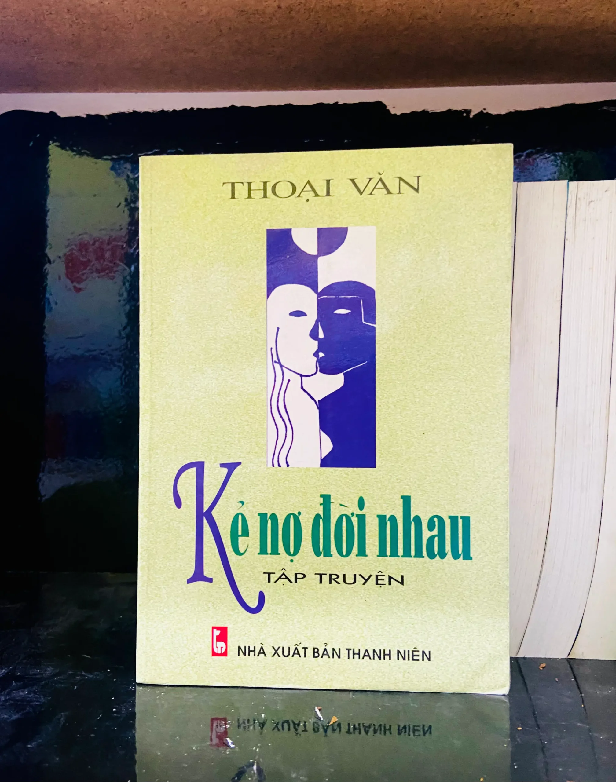 Kẻ nợ đời nhau - Thoại Văn - Văn học VAVOA1T1-47