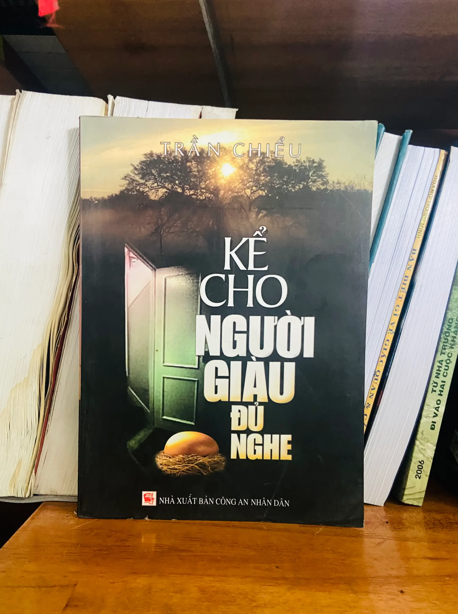 Kể cho người giàu đủ nghe - Trần Chiểu - Văn học VAVOB1T2-66