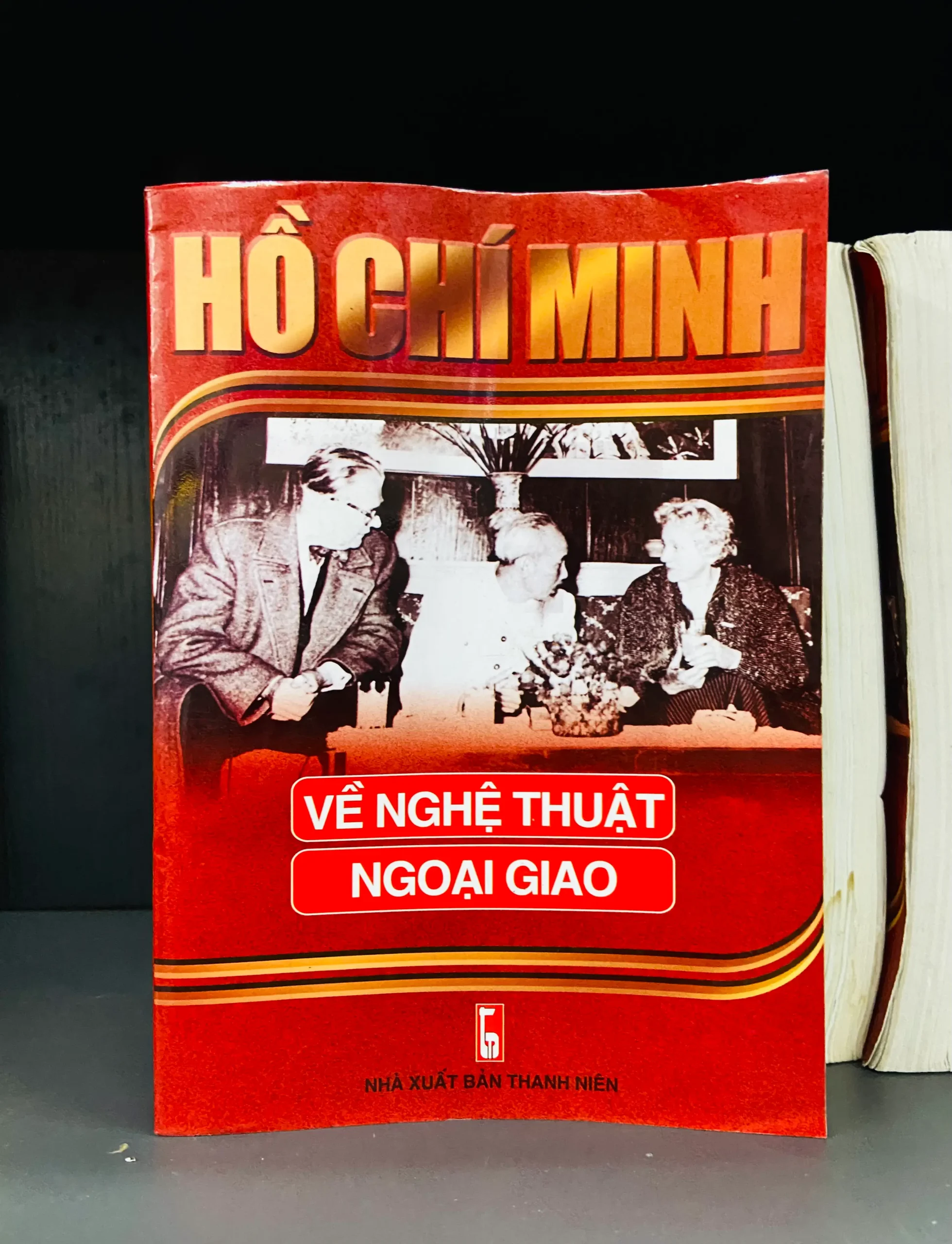 Hồ Chí Minh về nghệ thuật ngoại giao - Khoa học VAVOX4K2S-3
