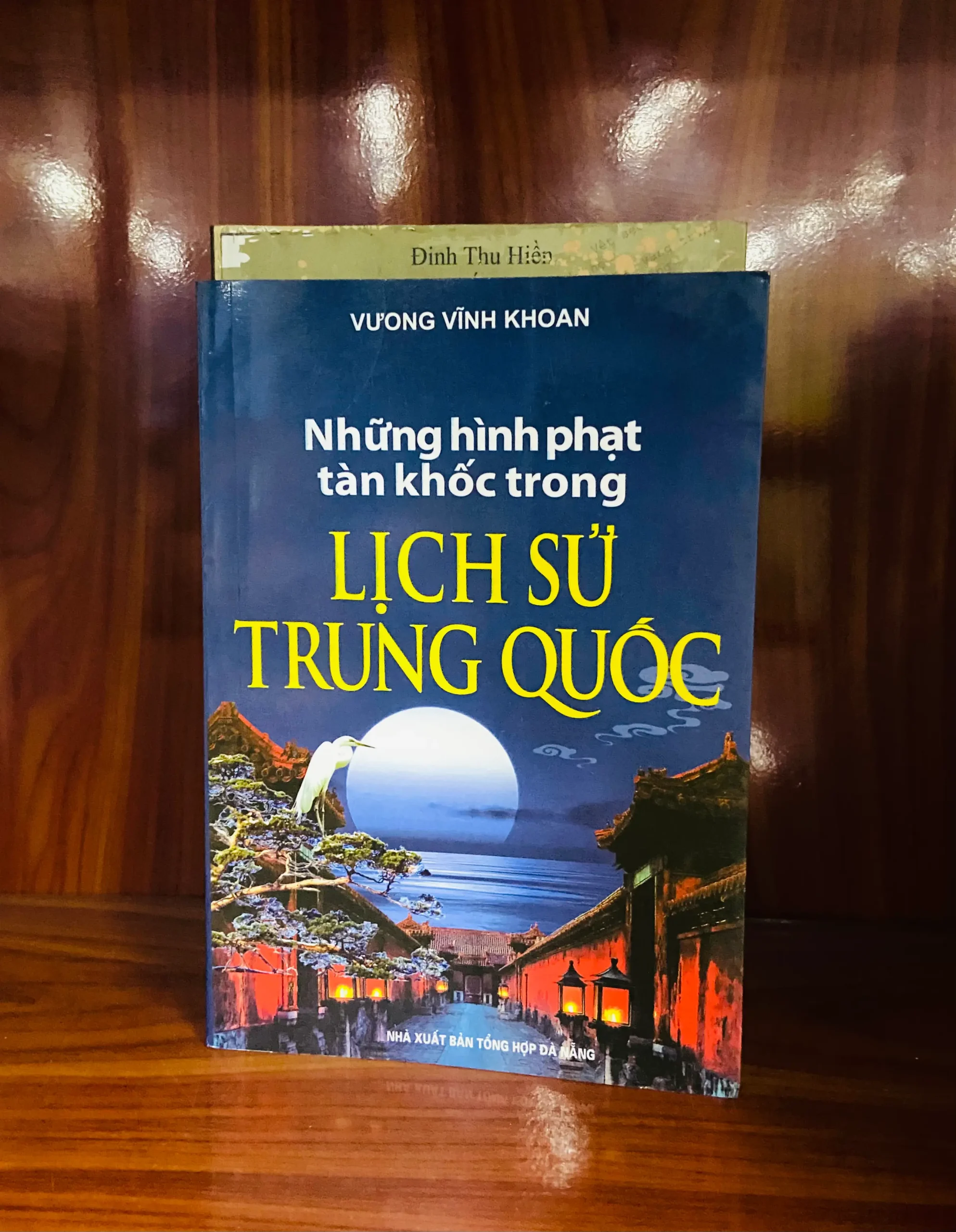 Những hình phạt tàn khốc trong lịch sử Trung Quốc - Vương Vĩnh Khoan - Lịch sử VAVOXA-15