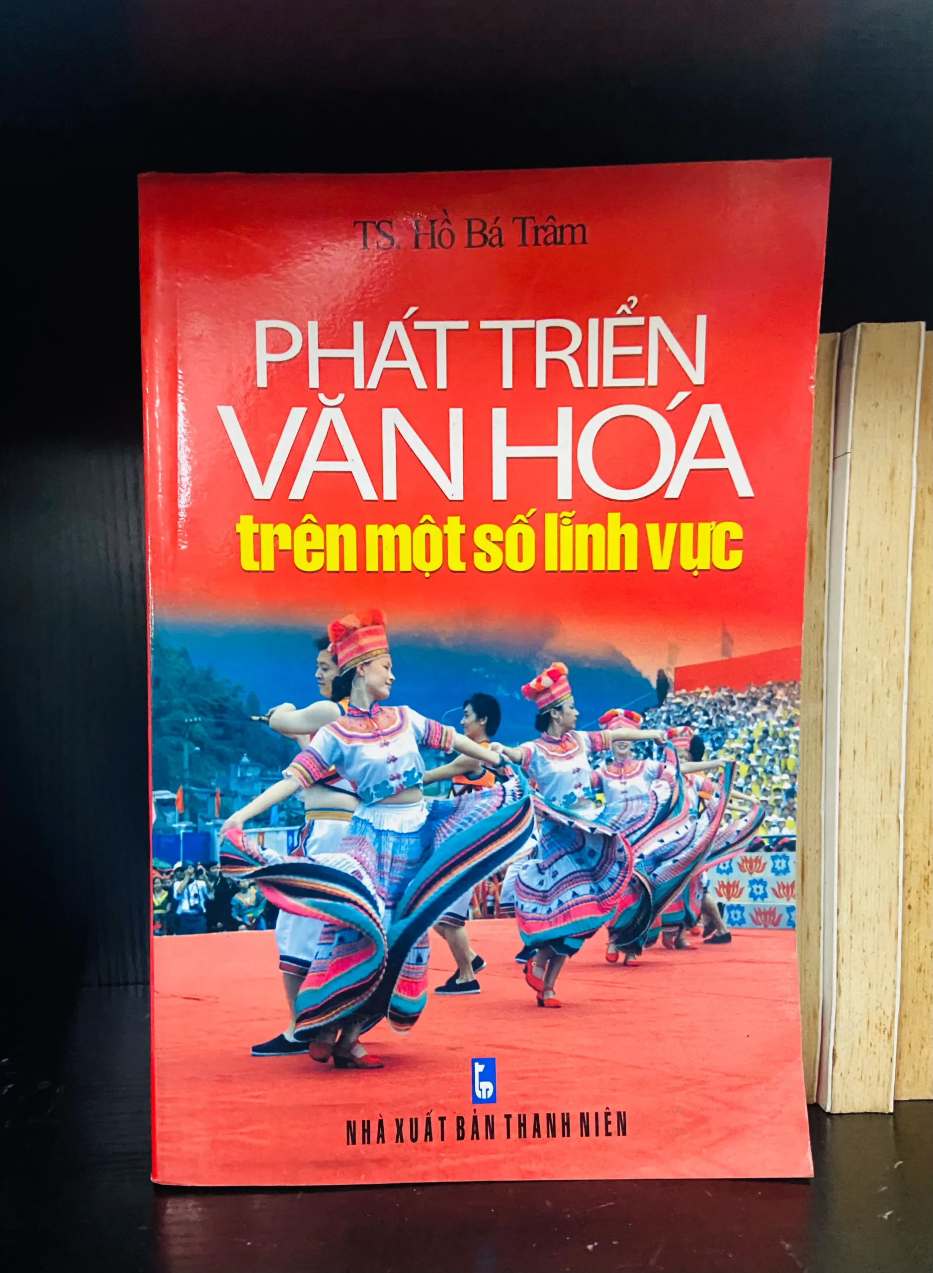 Phát triển văn hóa trên một số lĩnh vực - Hồ Bá Trâm - Môi trường VAVOXOC3-5