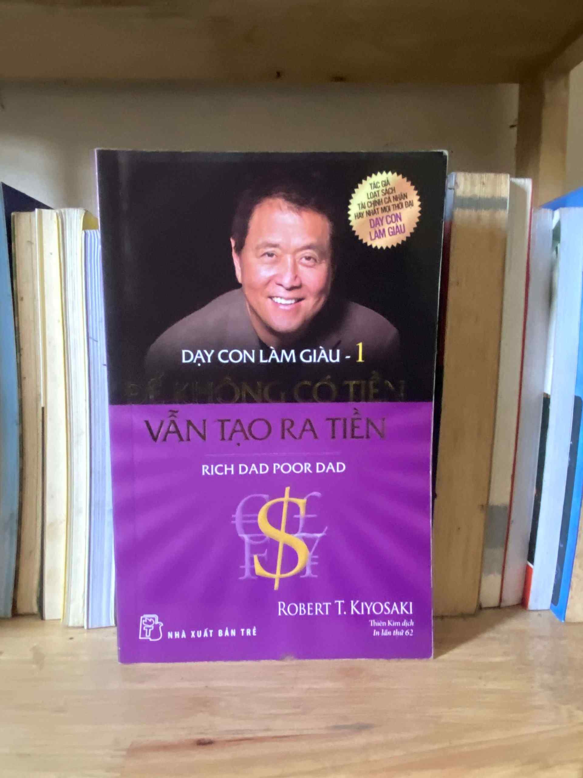 Dạy con làm giàu 1 - Robert T.Kiyosaki - Kinh doanh VAVOAAA-83