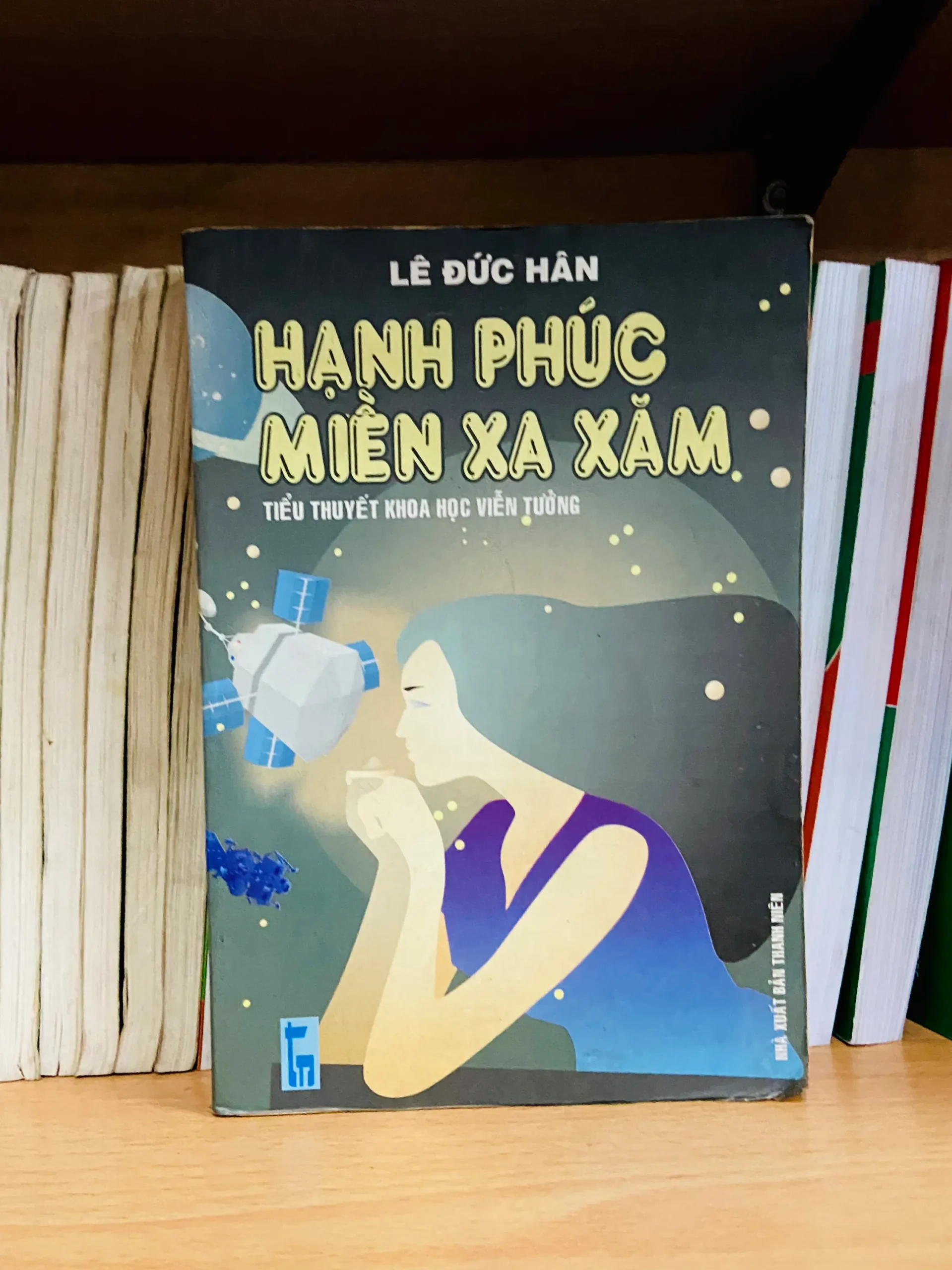Hạnh phúc miền xa xăm - Lê Đức Hân - Văn học VAVOD1O3N5C4-7