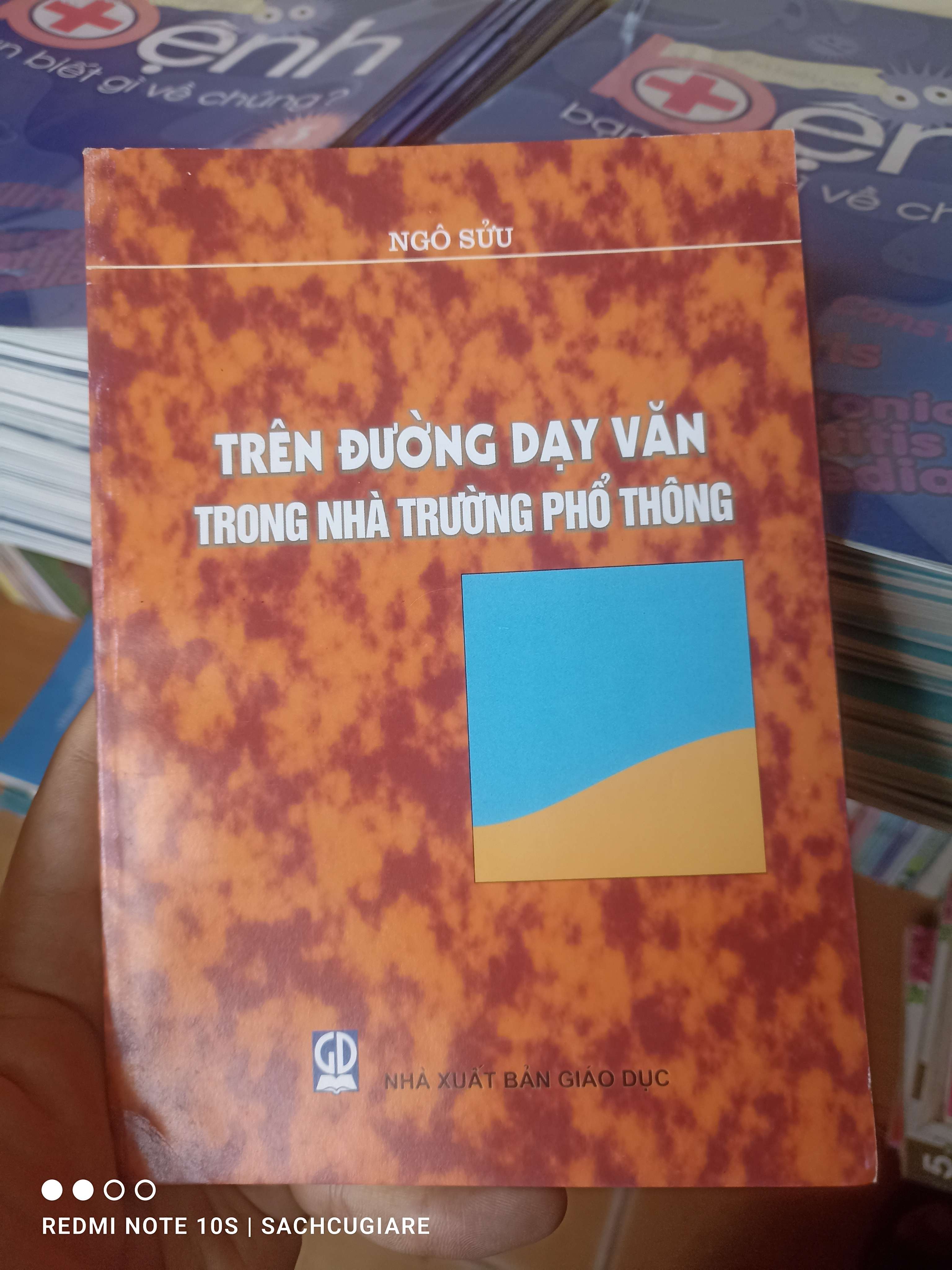Trên Đường Dạy Văn Trong Nhà Trường Phổ Thông - Ngô Sửu 2005 VAVO-AK2T3