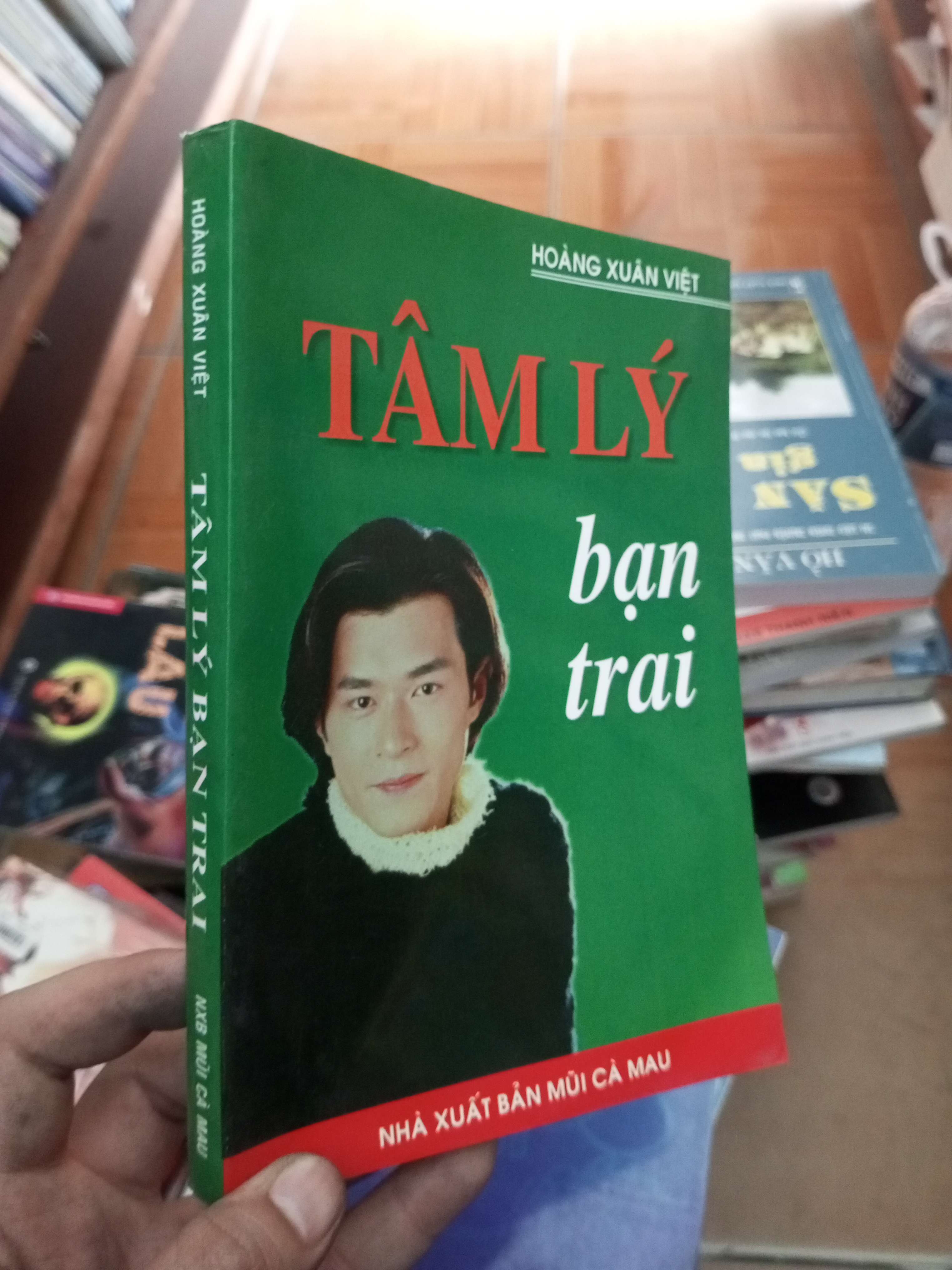 Tâm lý bạn trai - Xuân Việt 2004 VAVO-AK18
