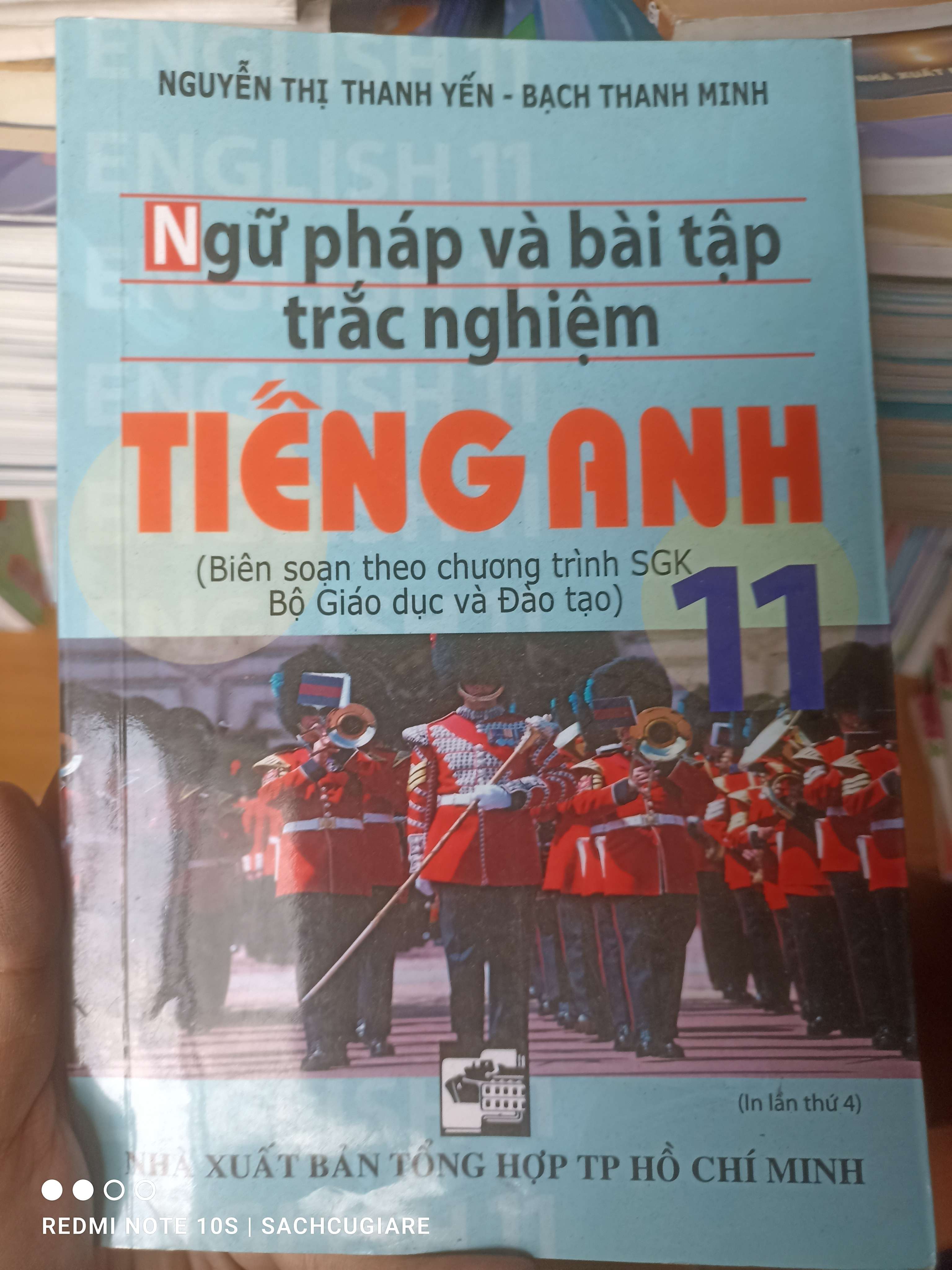 Ngữ Pháp Và Bài Tập Trắc Nghiệm Tiếng Anh 11 - Nguyễn Thị Thanh Yến, Bạch Thanh Minh 2008 VAVO-AK2ST3