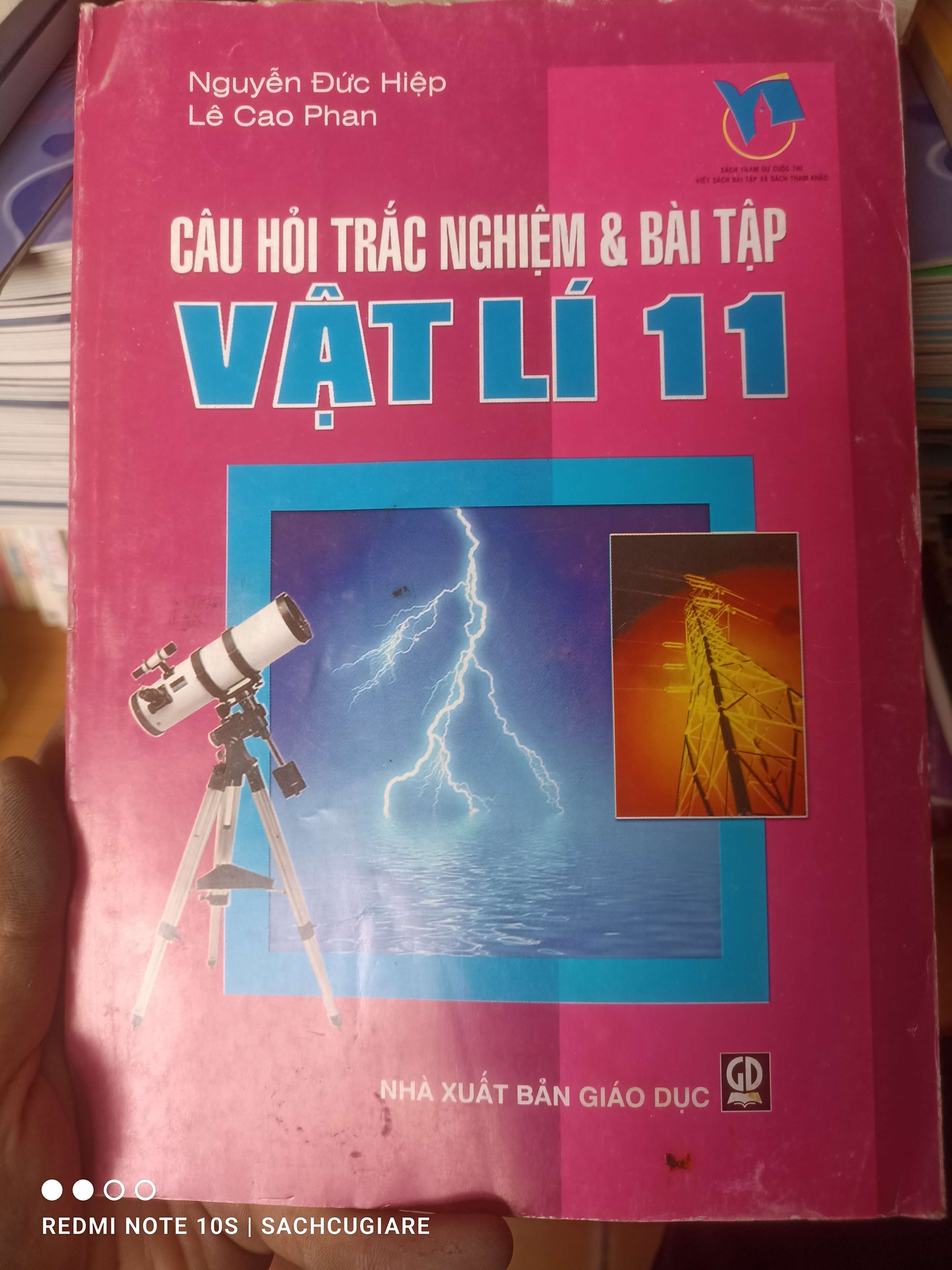 Câu Hỏi Trắc Nghiệm & Bài Tập Vật Lí 11 - Nguyễn Đức Hiệp, Lê Cao Phan 2007 VAVO-AK2ST2