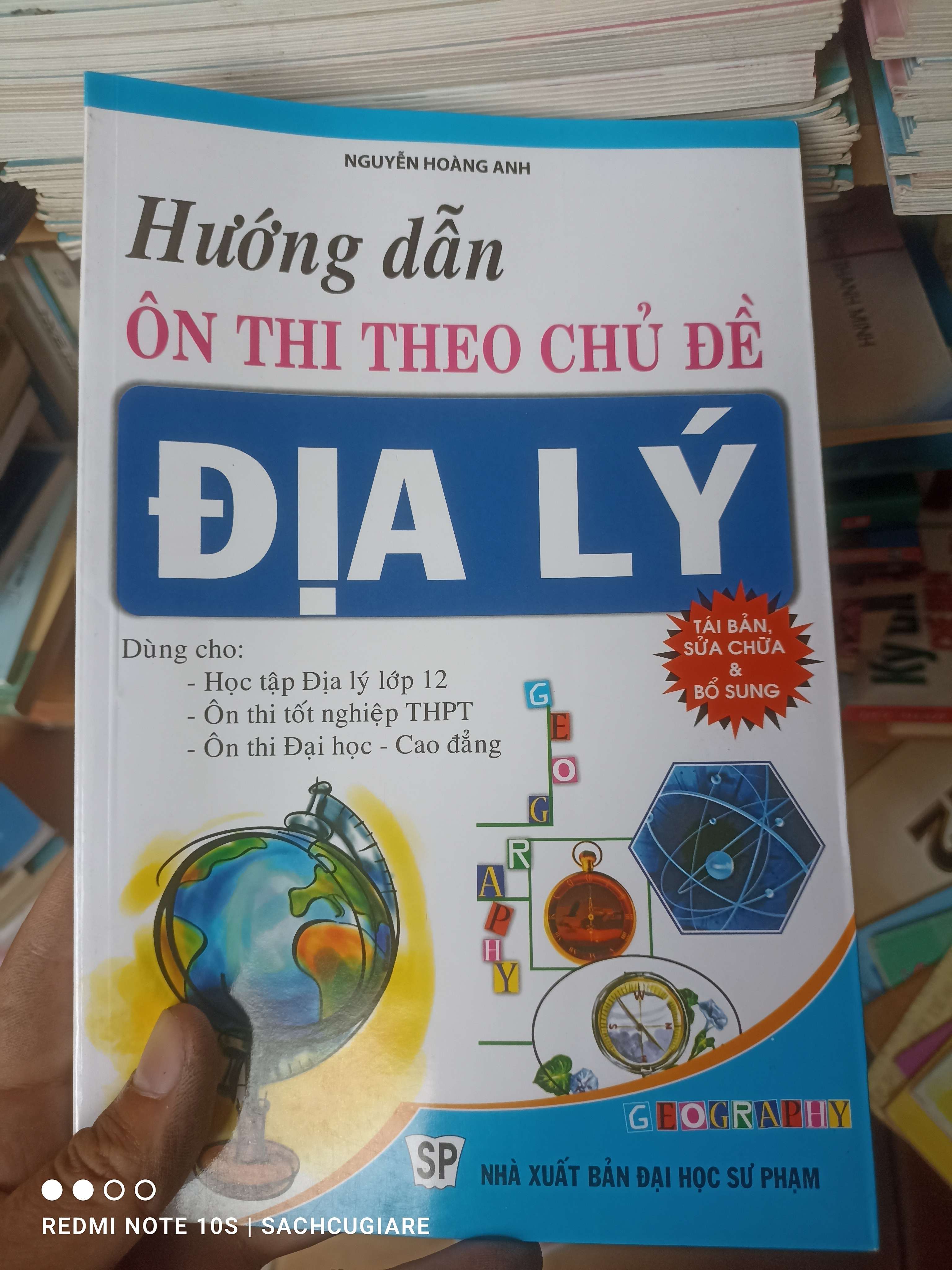 Hướng Dẫn Ôn Thi Theo Chủ Đề Địa Lý - Nguyễn Hoàng Anh 2011 VAVO-AK2T3