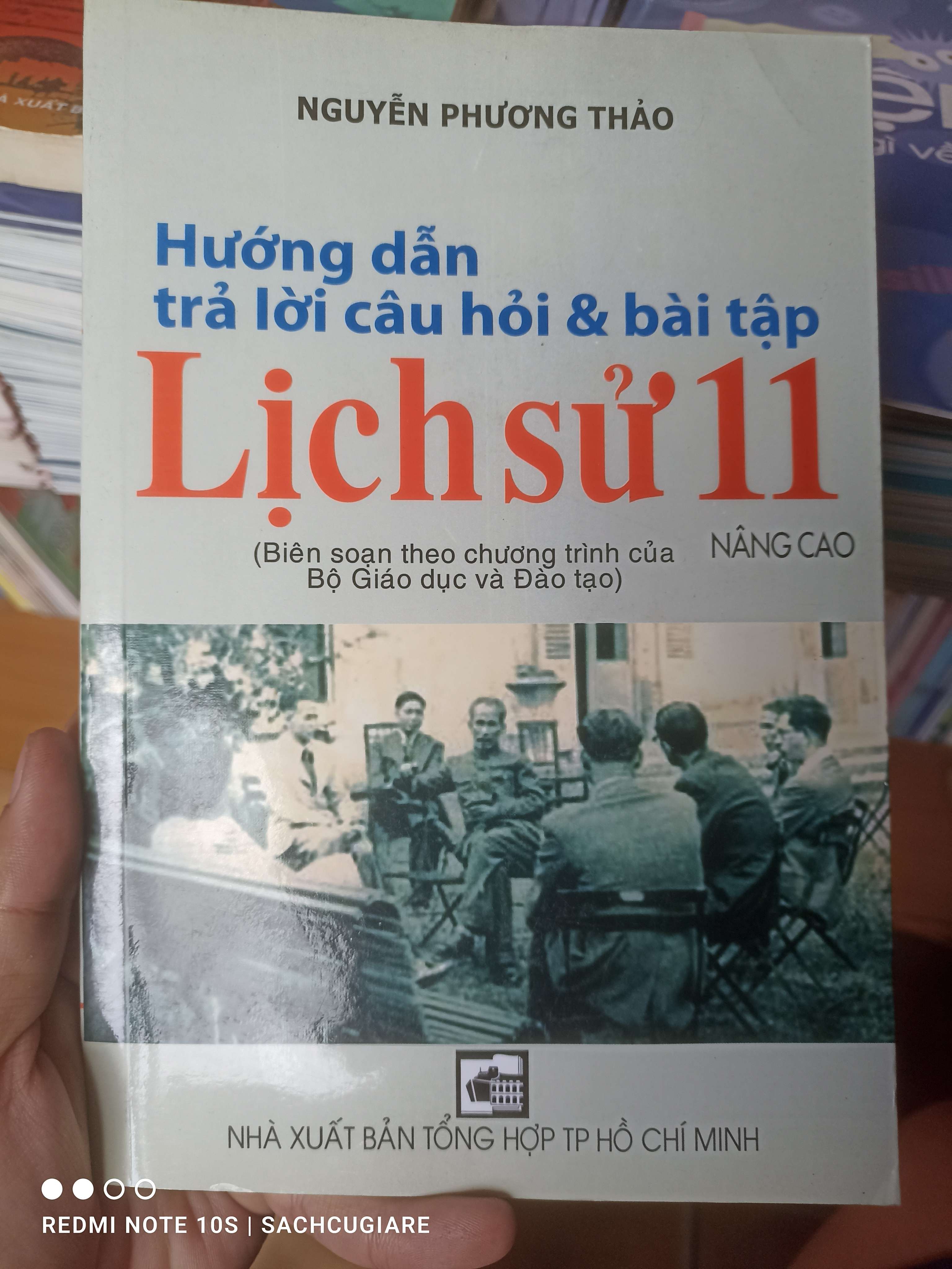 Hướng Dẫn Trả Lời Câu Hỏi & Bài Tập Lịch Sử 11 (Nâng Cao) - Nguyễn Phương Thảo 2011 VAVO-AK2ST3