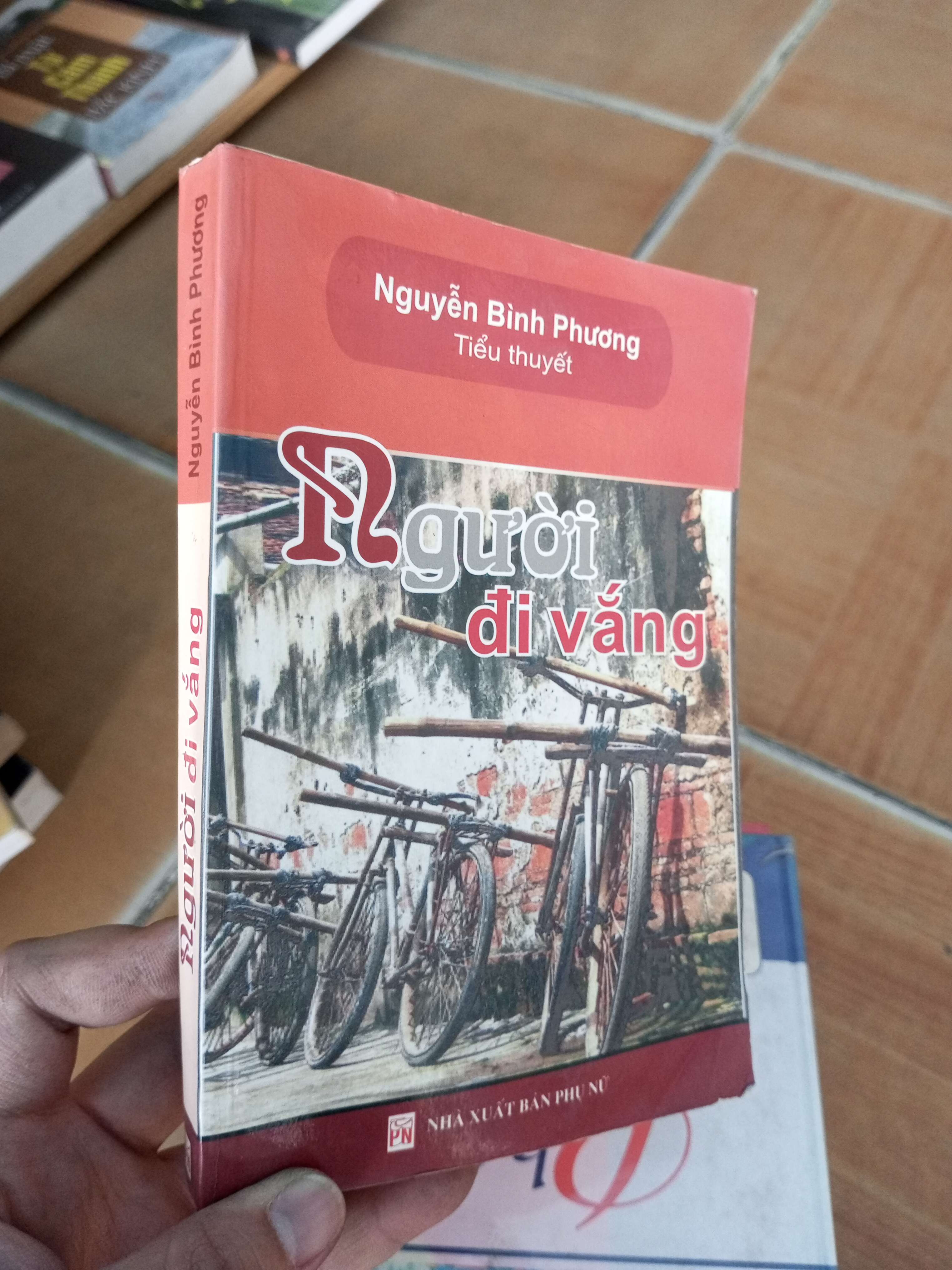 Người đi vắng - Bình Phương 2006 VAVO-A2