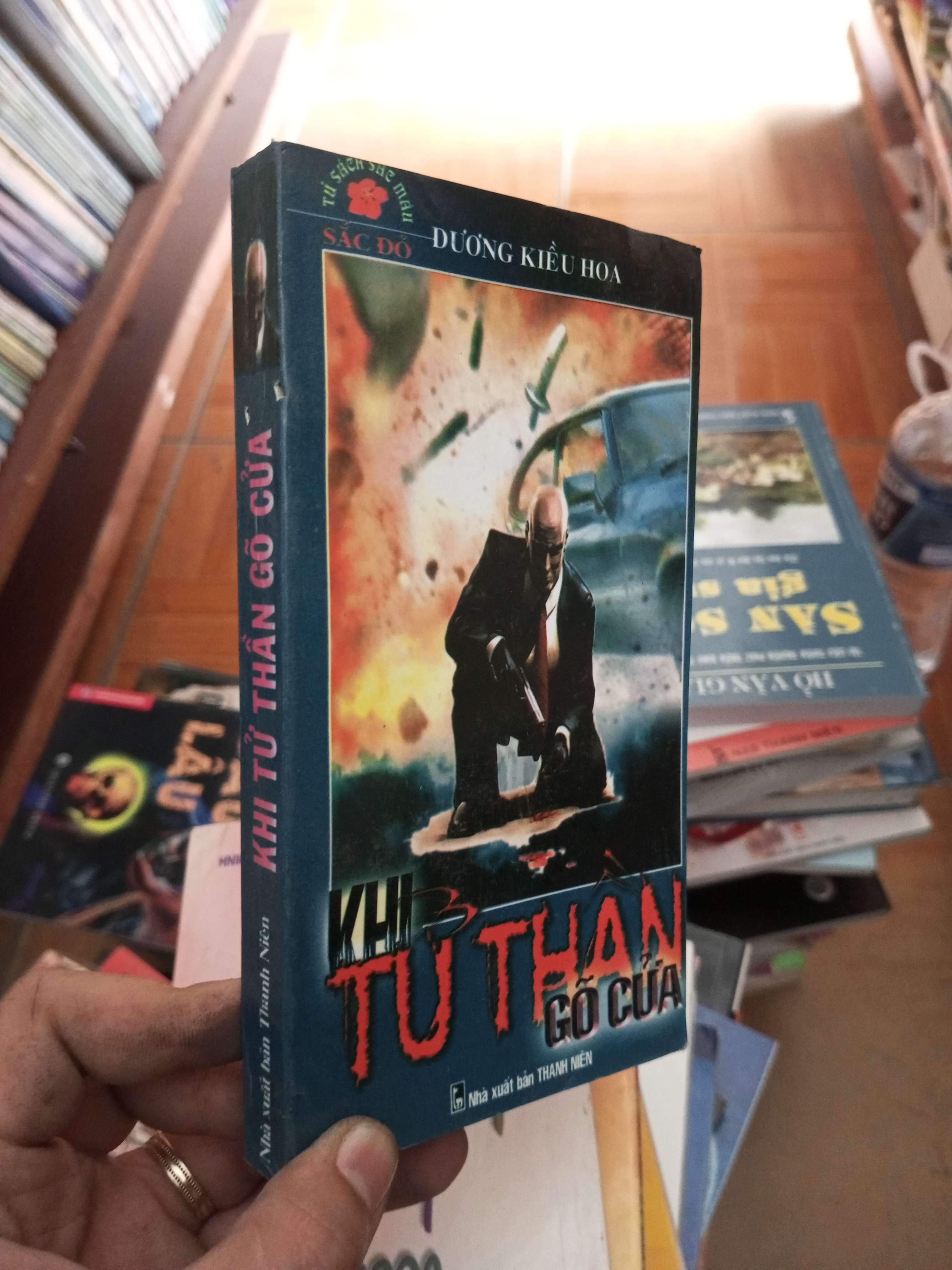 Khi tử thần gõ cửa - Kiều Hoa VAVO-AK18