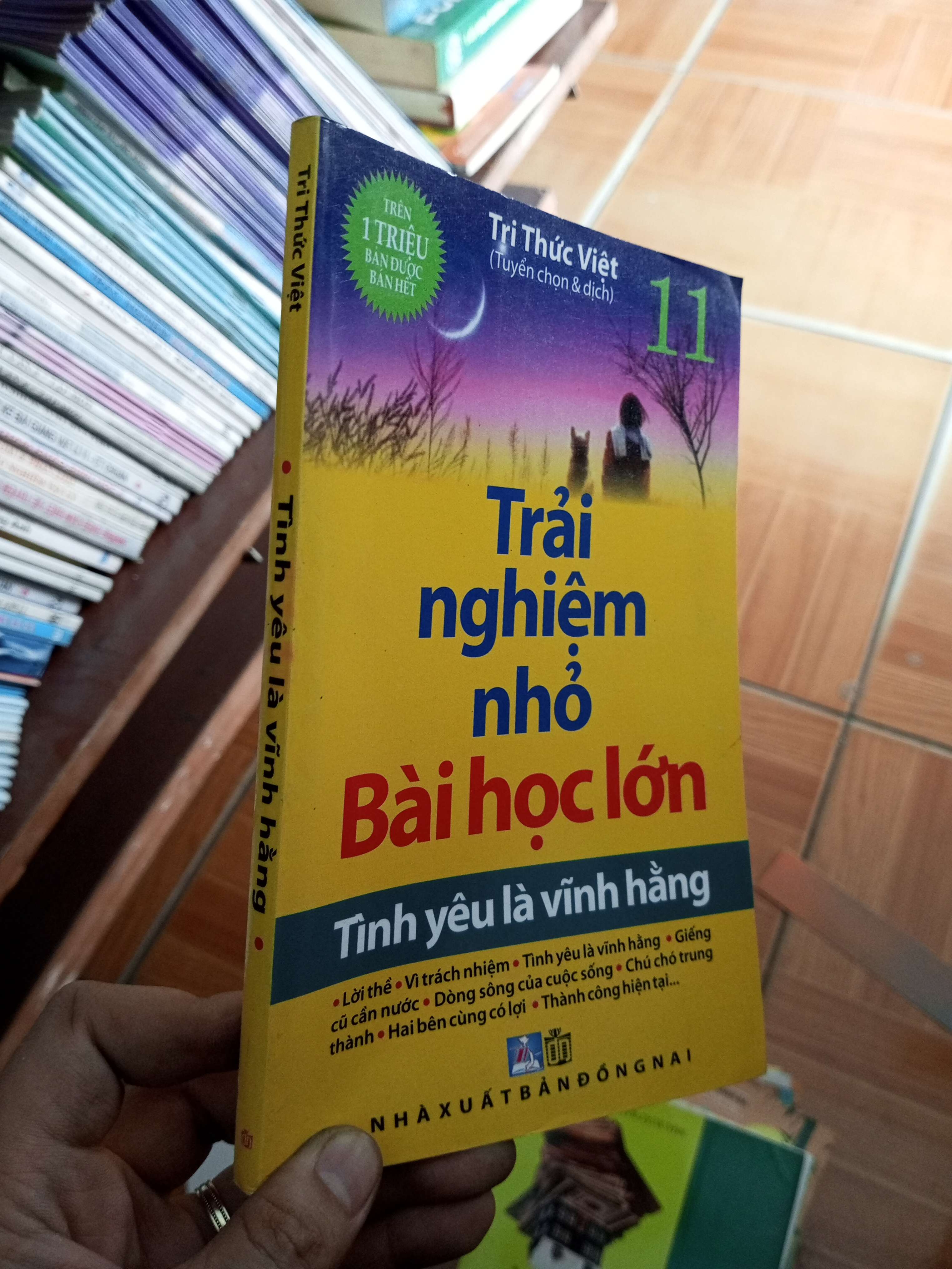 Tình yêu là vĩnh hằng 11 - Tri Thức Việt 2011 VAVO-AK18
