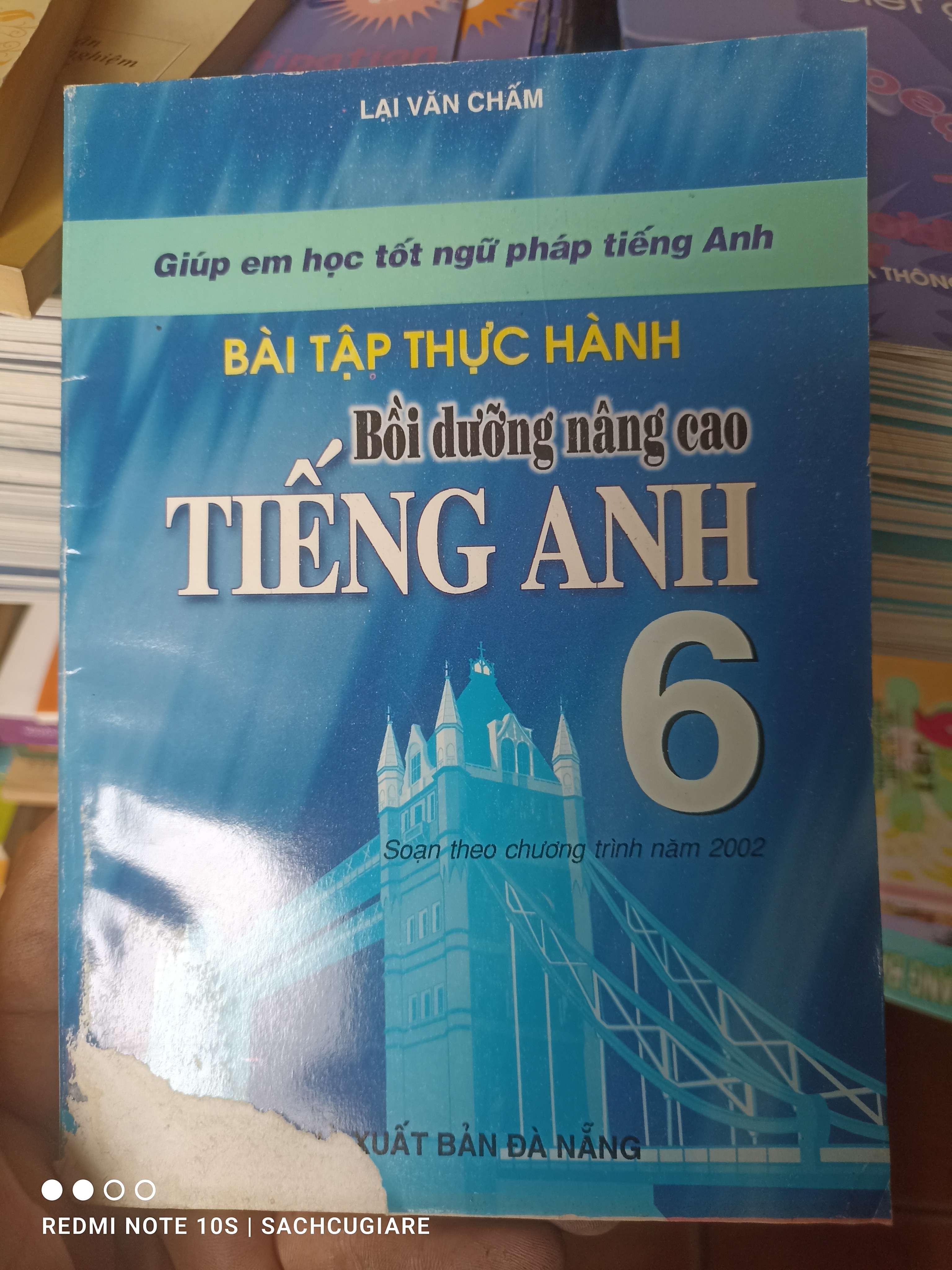 Bài Tập Thực Hành Bồi Dưỡng Nâng Cao Tiếng Anh 6 - Lại Văn Chấm 2002 VAVO-AK2T4