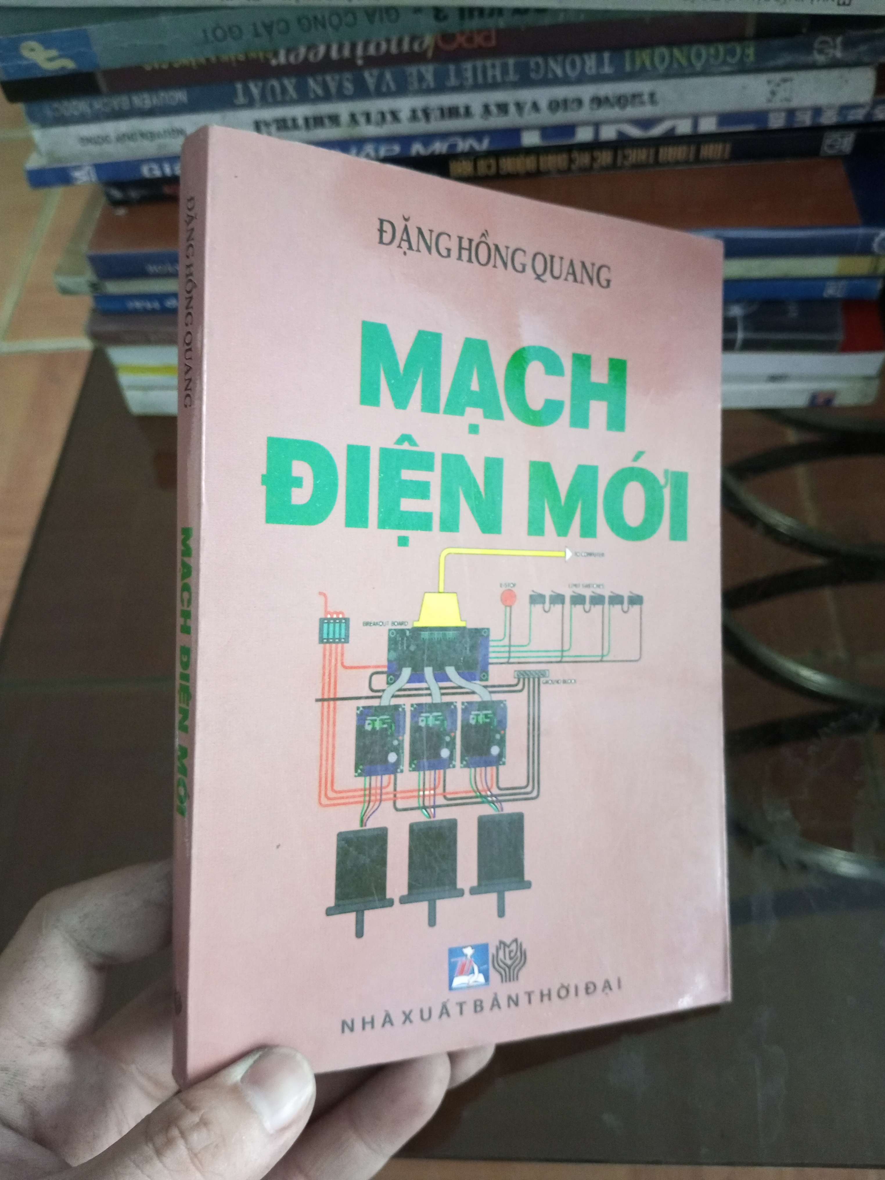 Mạch điện mới - Hồng Quang 2010 VAVO-A2